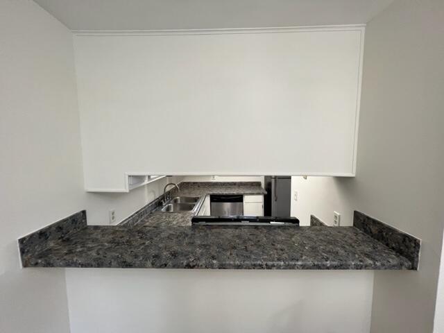 BIENVILLE SQUARE T/H - Residential Lease