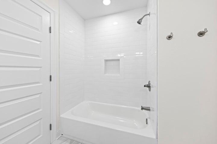 Valparaiso - Residential Lease