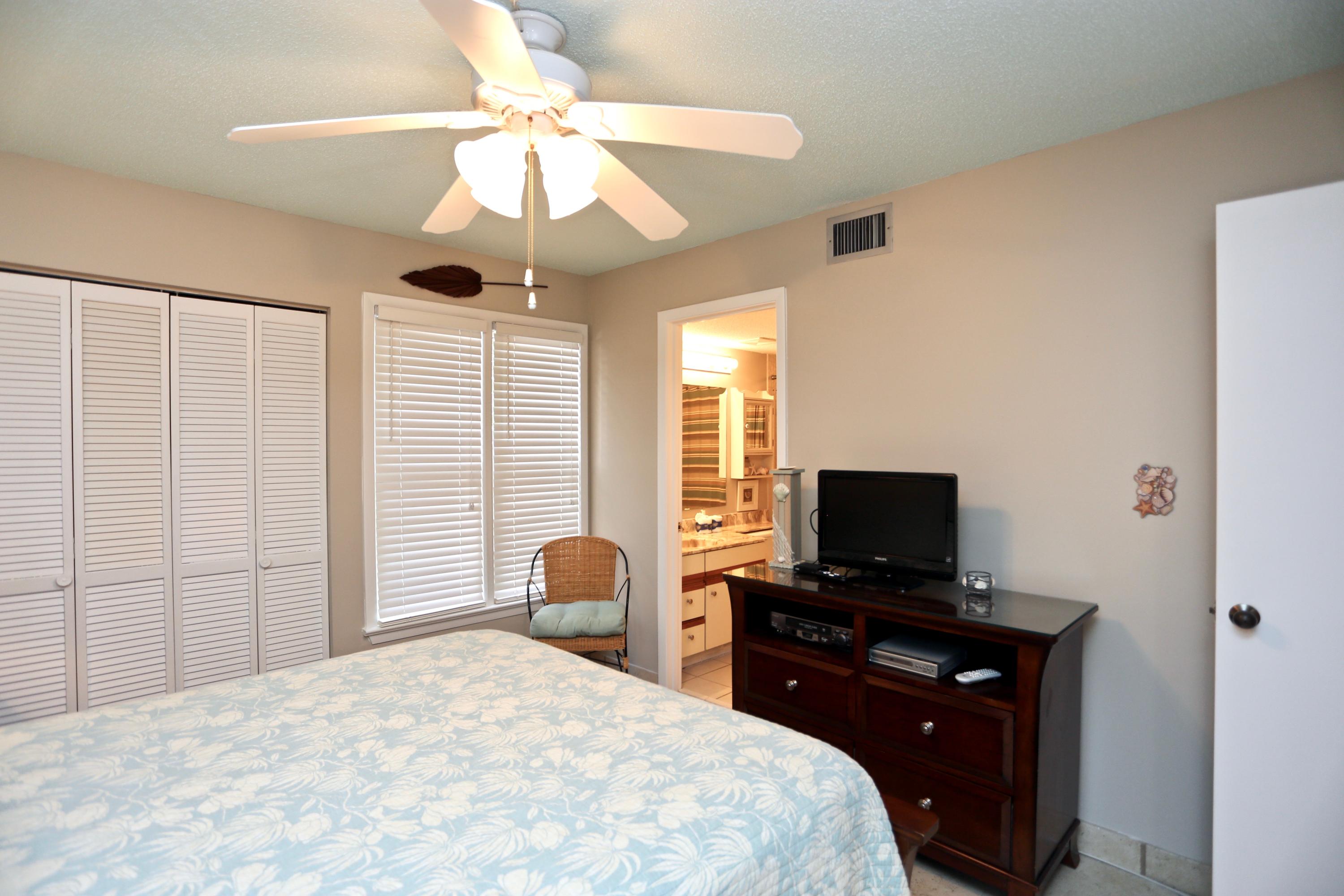 HIDDEN DUNES BEACH COTTAGES 1 - Residential