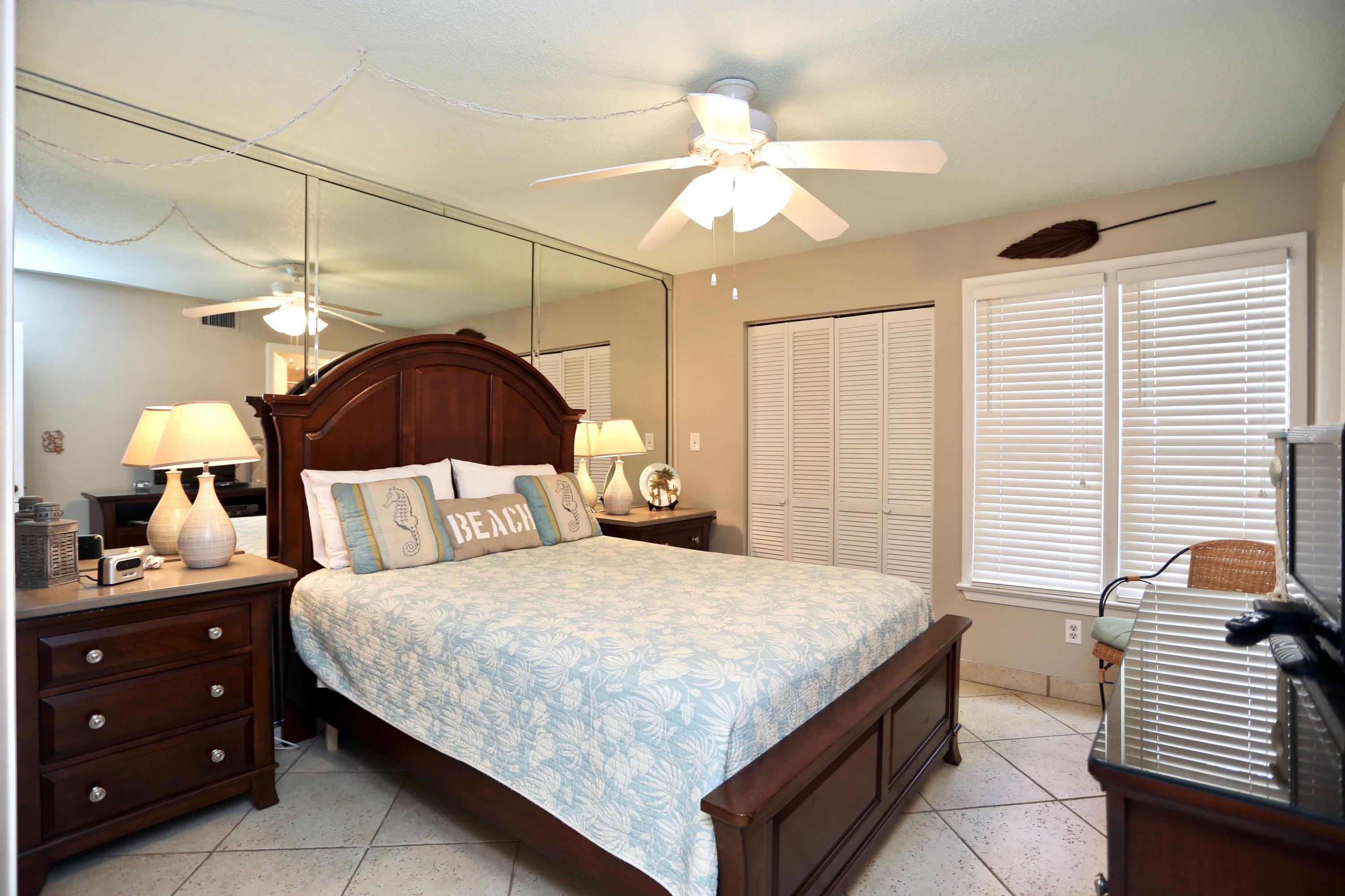 HIDDEN DUNES BEACH COTTAGES 1 - Residential