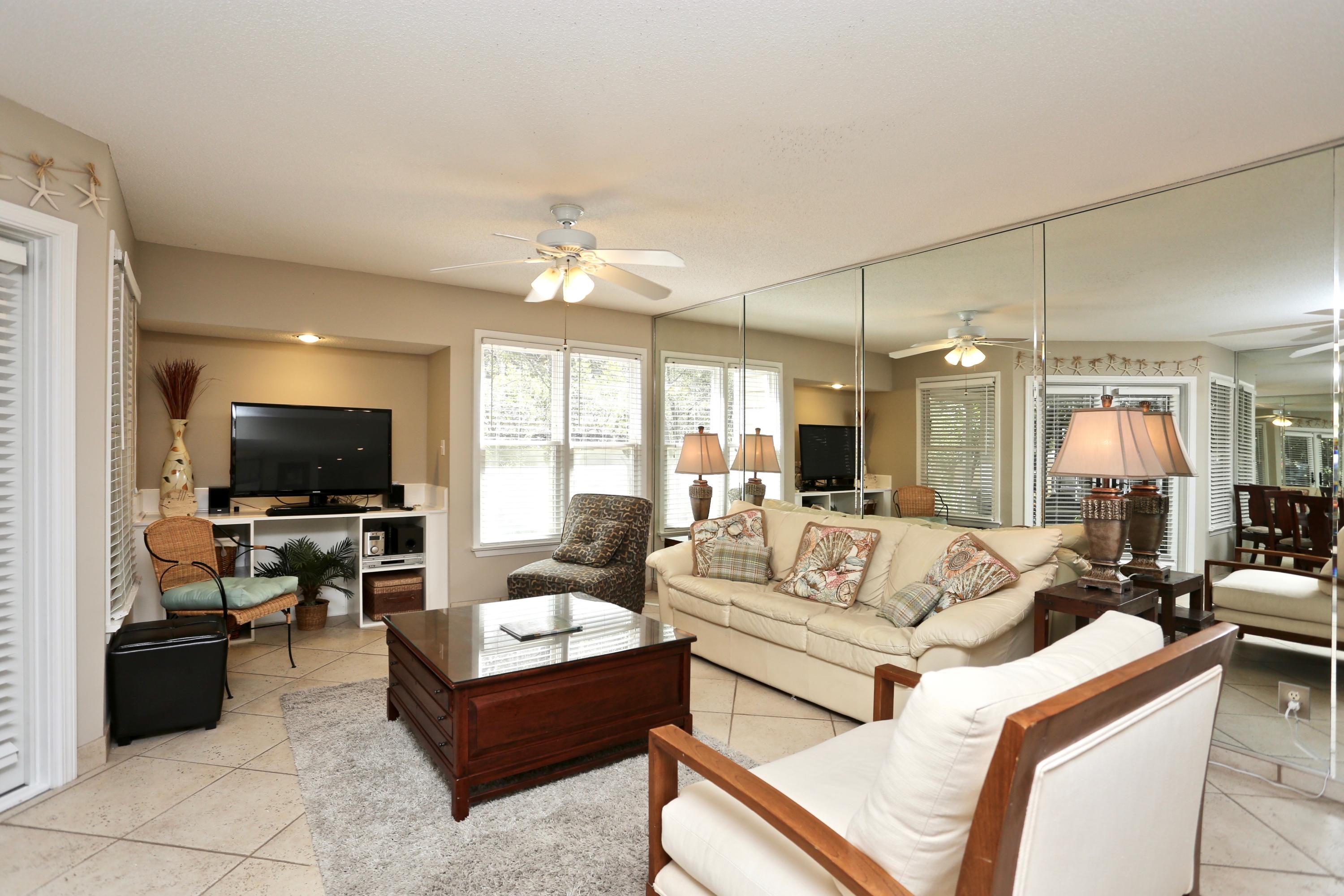 HIDDEN DUNES BEACH COTTAGES 1 - Residential