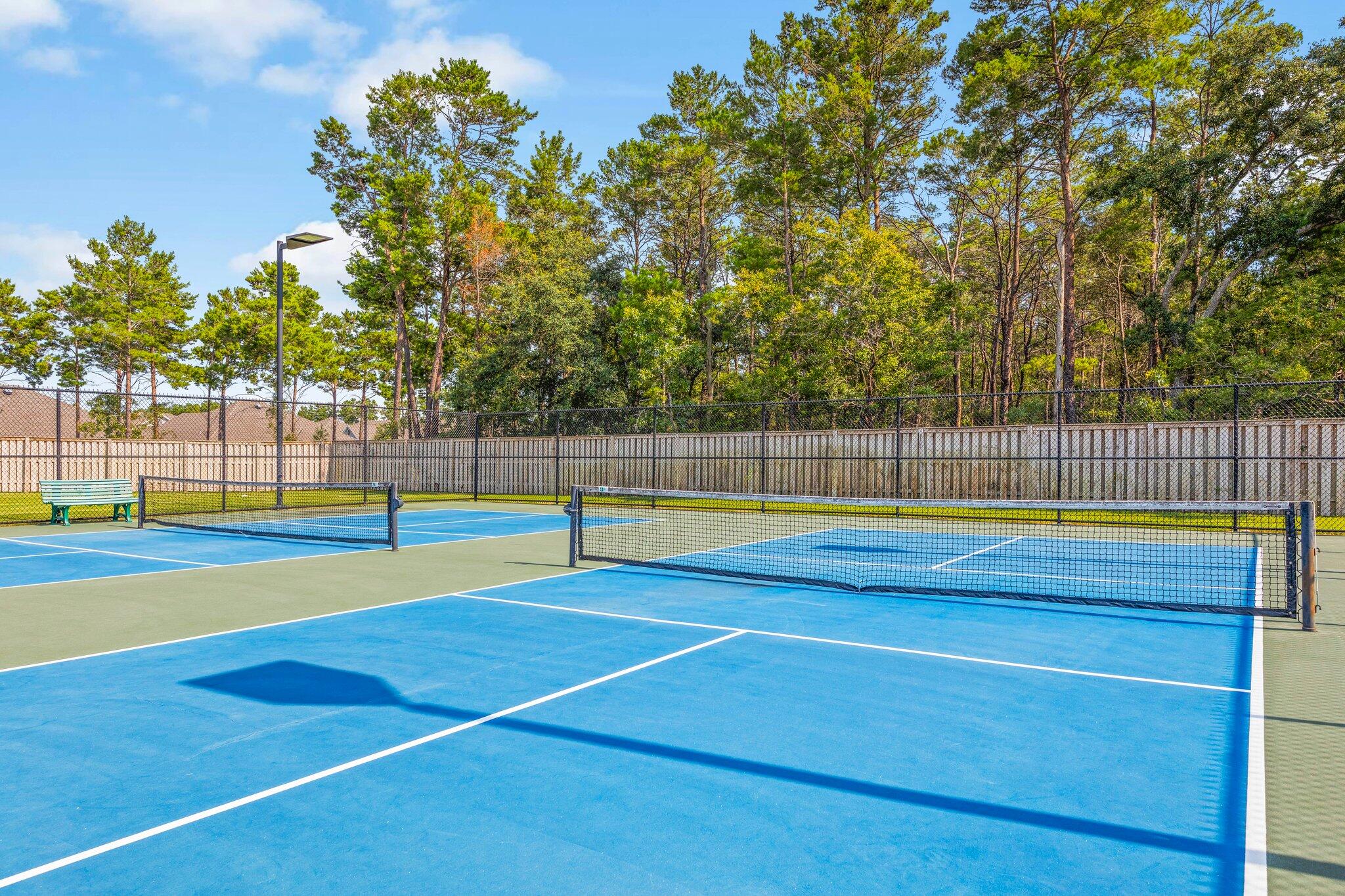 HAMMOCK BAY - FIREFLY - Residential