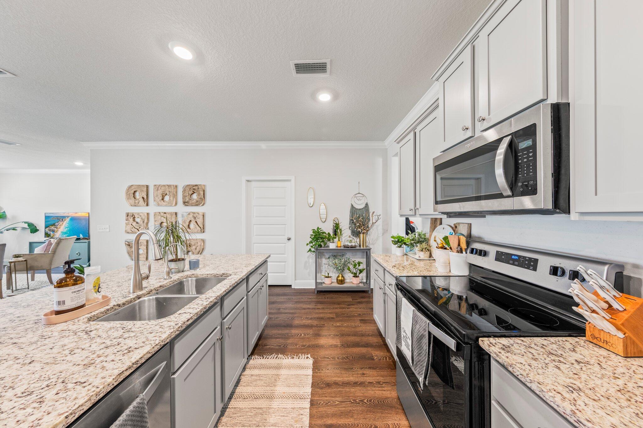 HAMMOCK BAY - FIREFLY - Residential