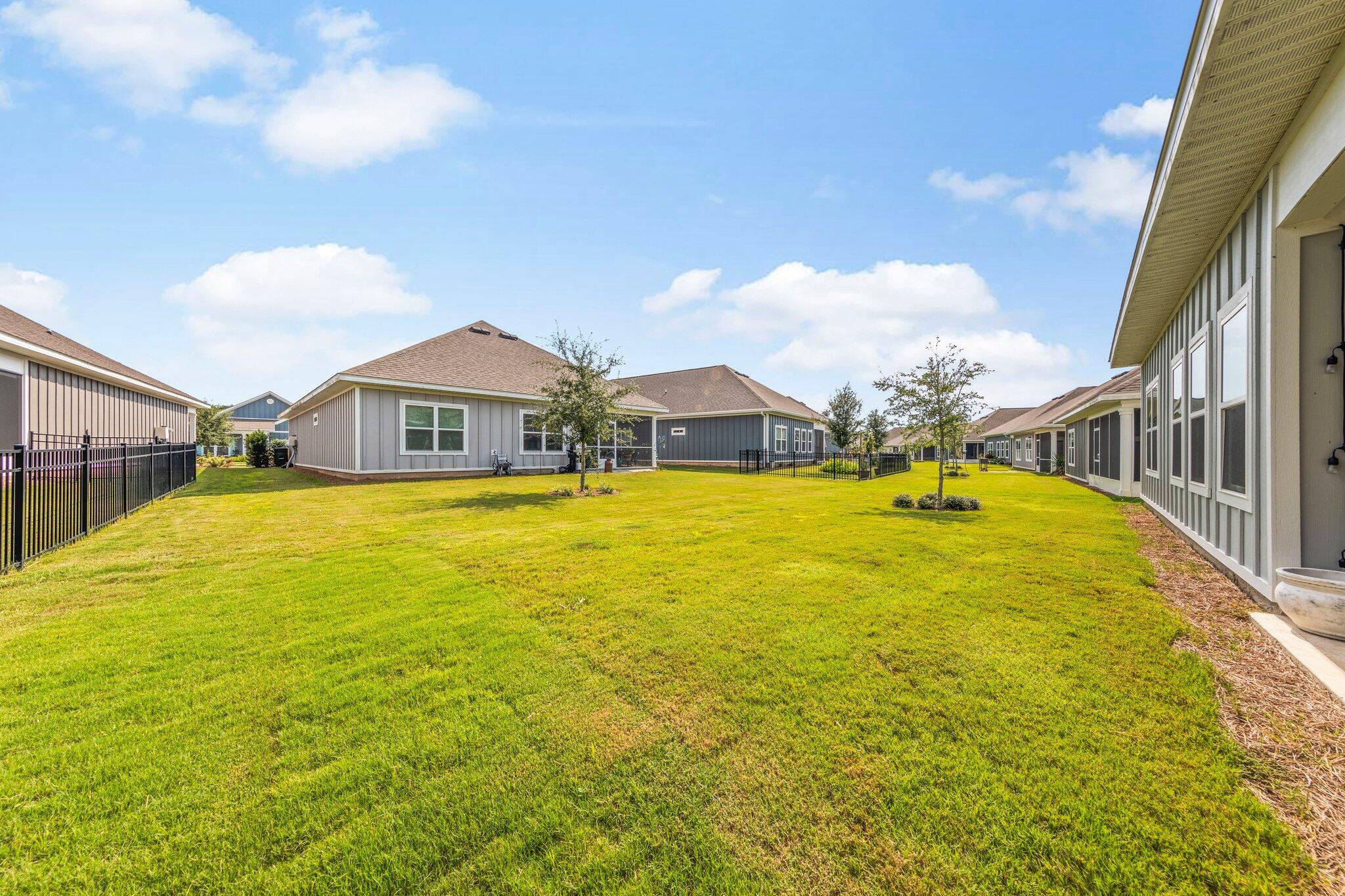 HAMMOCK BAY - FIREFLY - Residential