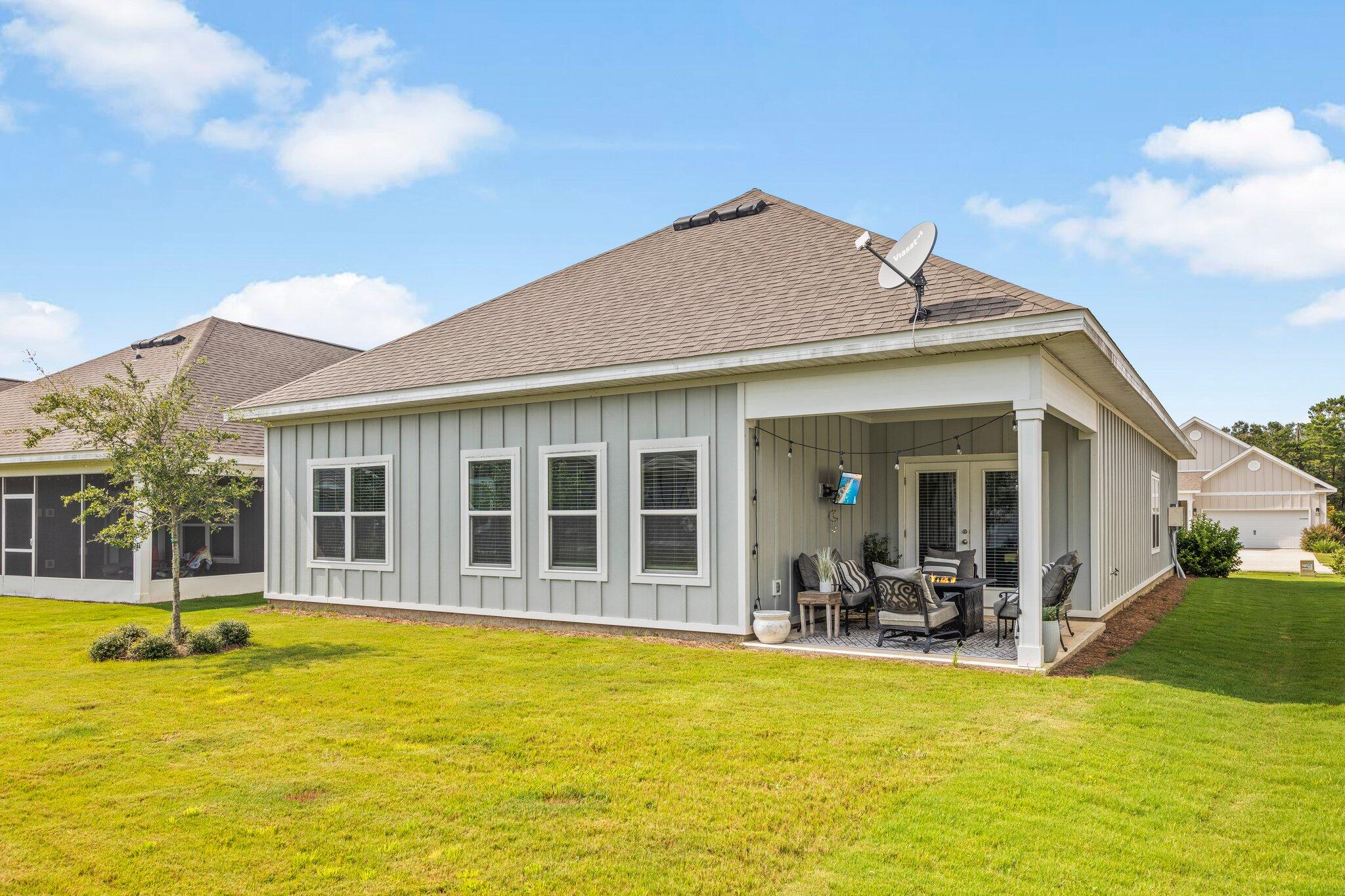 HAMMOCK BAY - FIREFLY - Residential