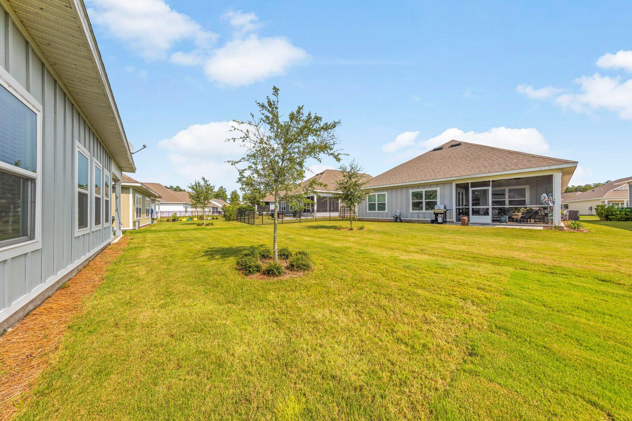HAMMOCK BAY - FIREFLY - Residential