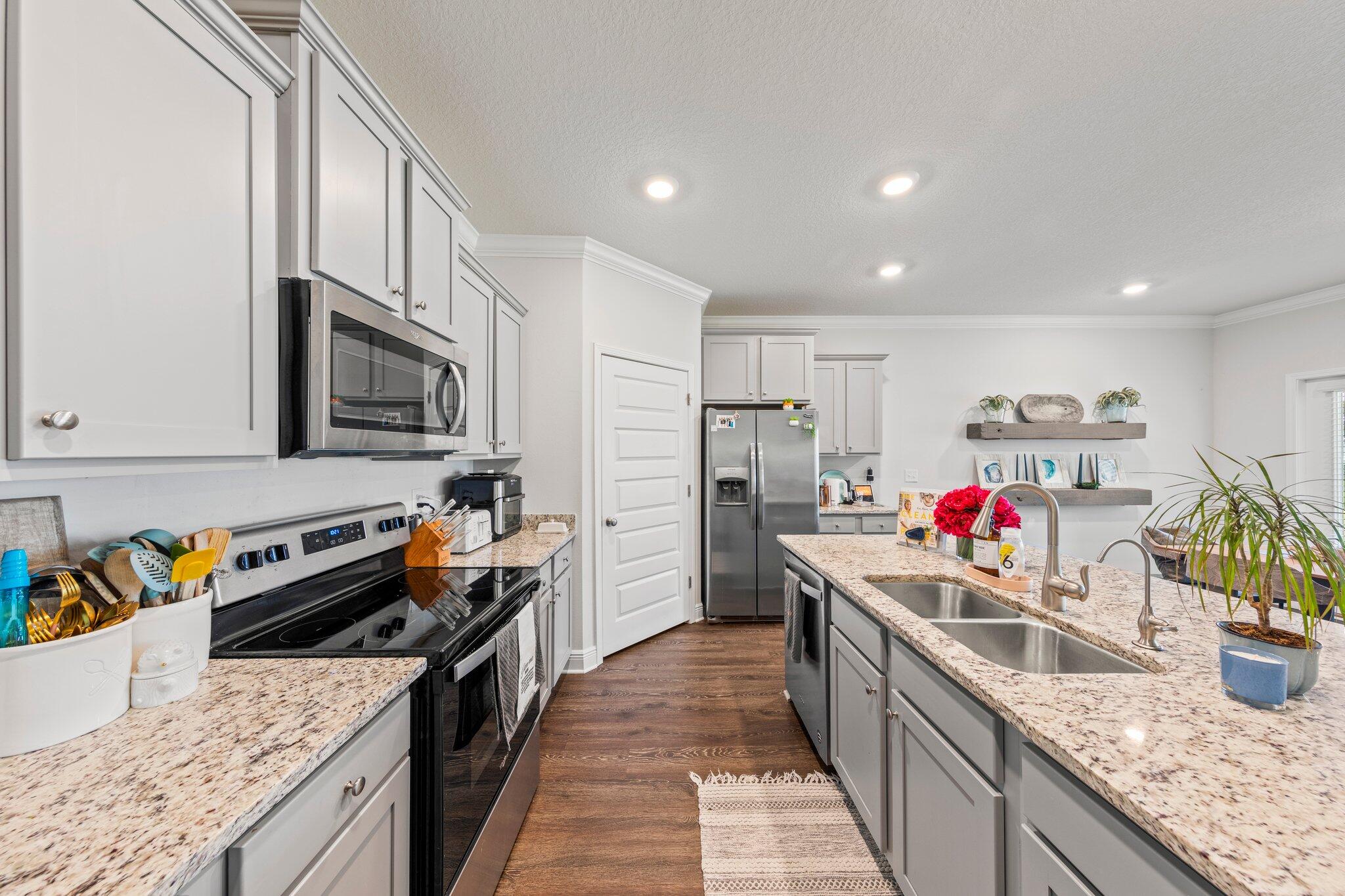 HAMMOCK BAY - FIREFLY - Residential