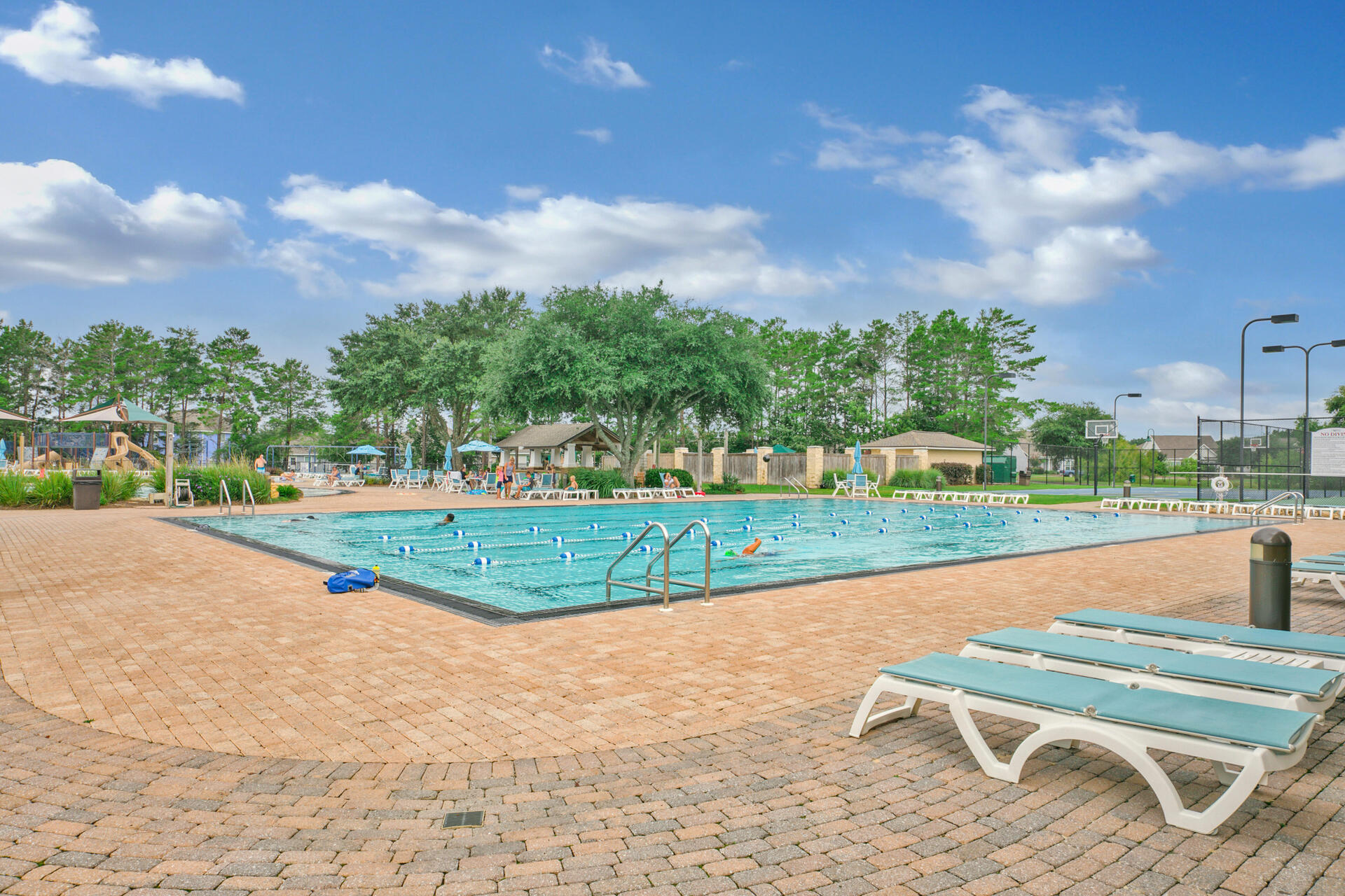SCHOONER LANDING AT HAMMOCK BAY - Residential