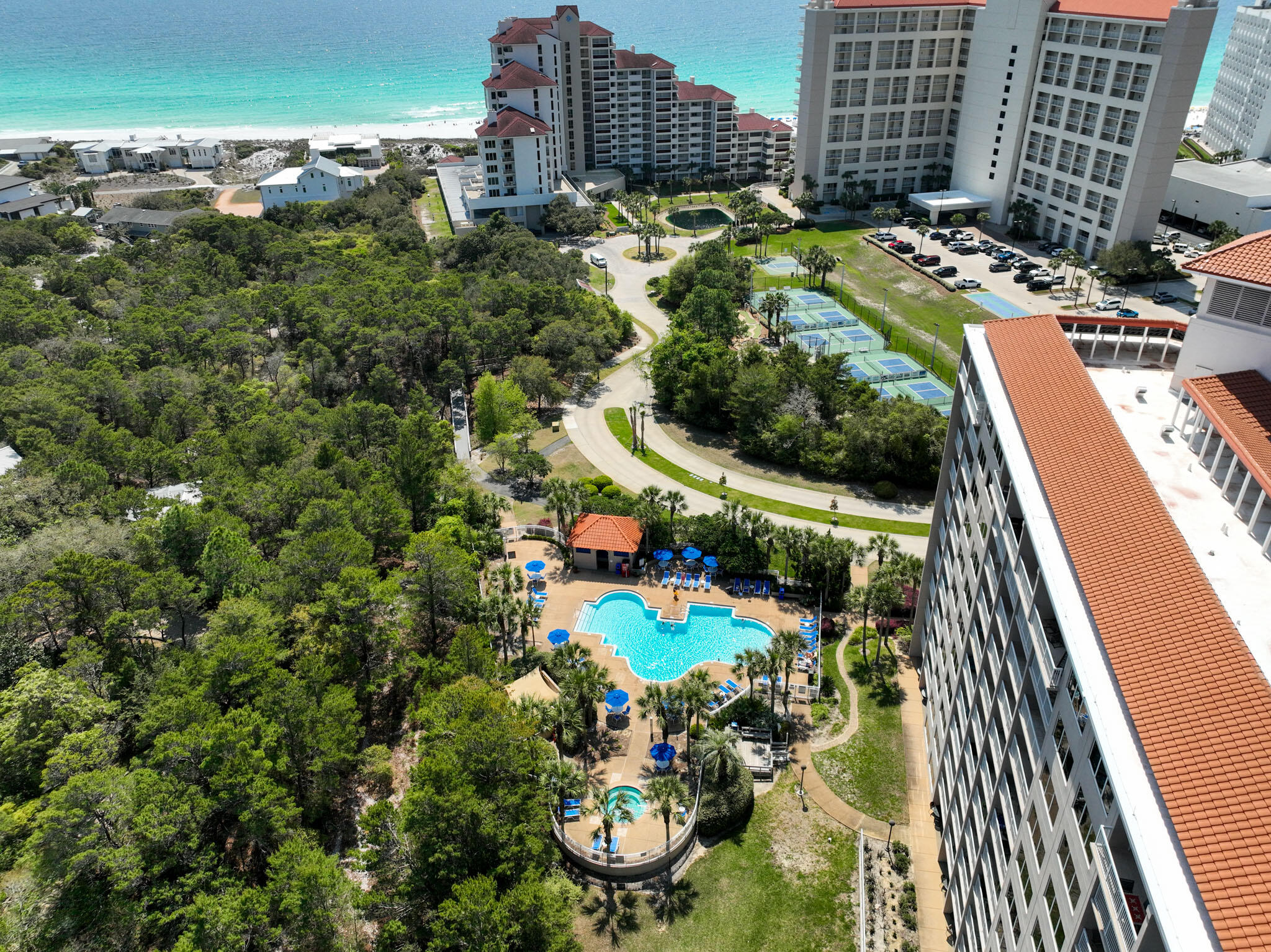 TOPS'L CONDO THE SUMMIT AT - Residential