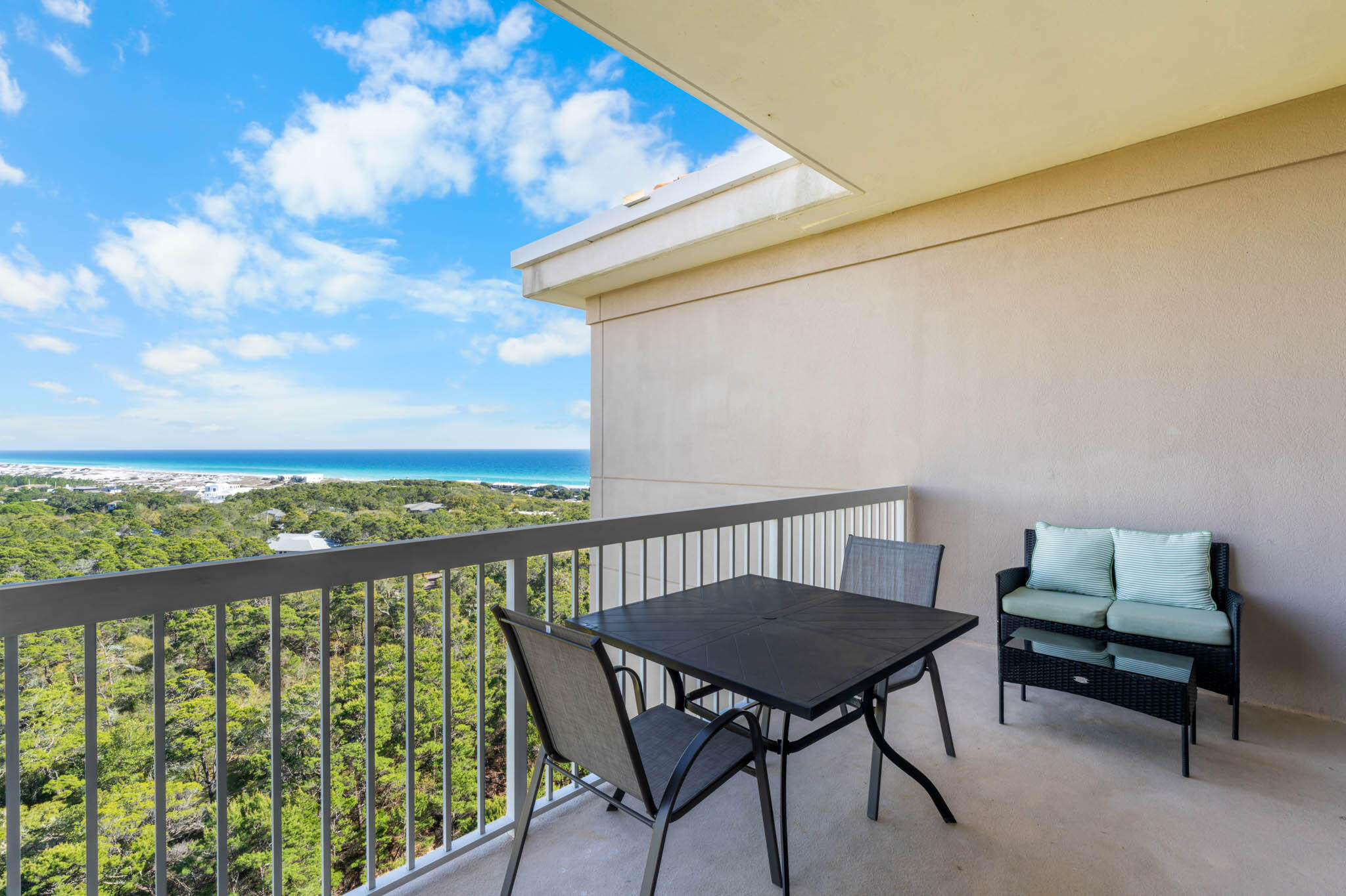 TOPS'L CONDO THE SUMMIT AT - Residential