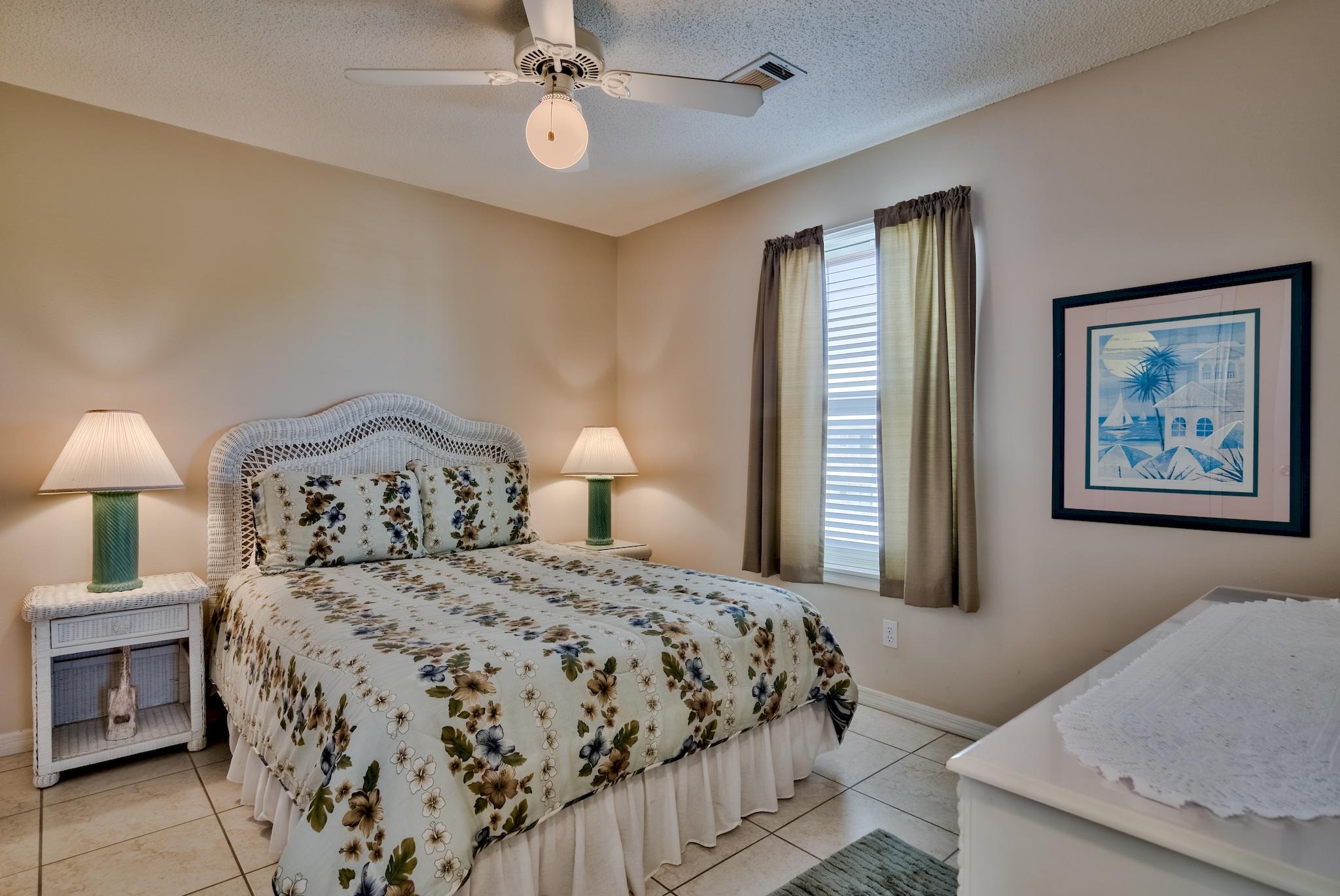 BEACHSIDE VILLAS CONDO - Residential