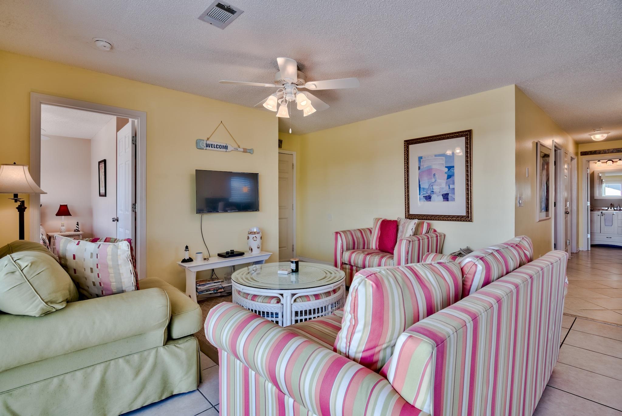 BEACHSIDE VILLAS CONDO - Residential