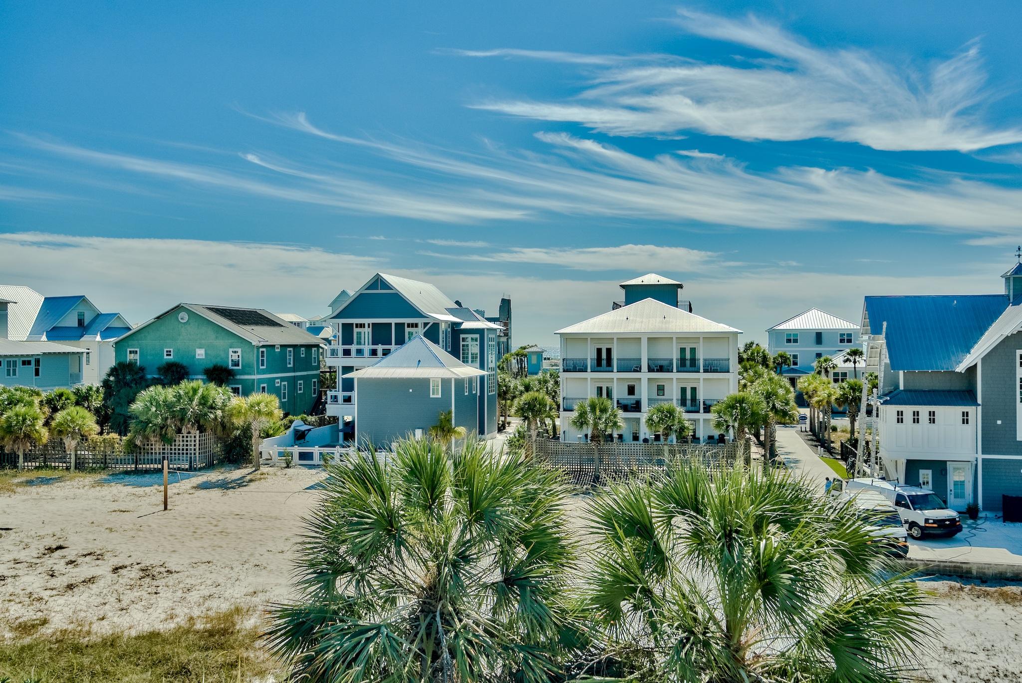 BEACHSIDE VILLAS CONDO - Residential