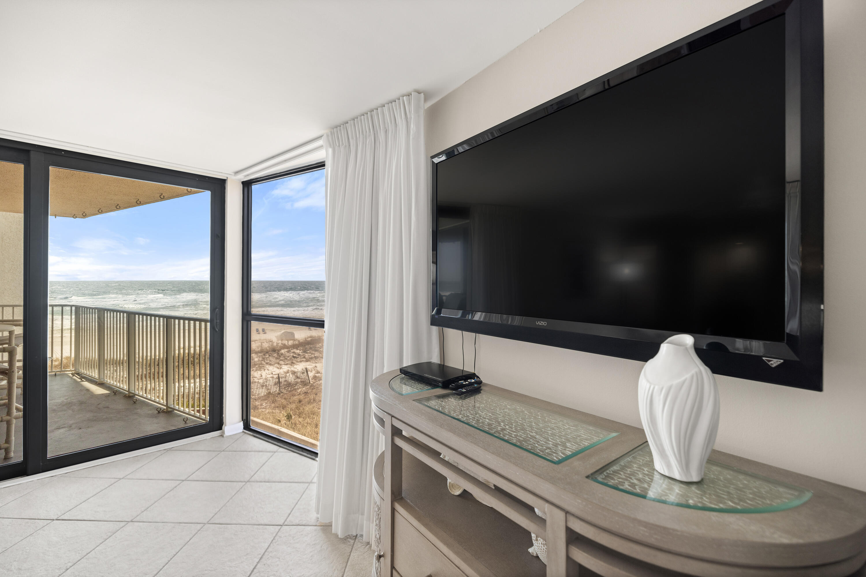 MAINSAIL CONDO PH 1 - Residential