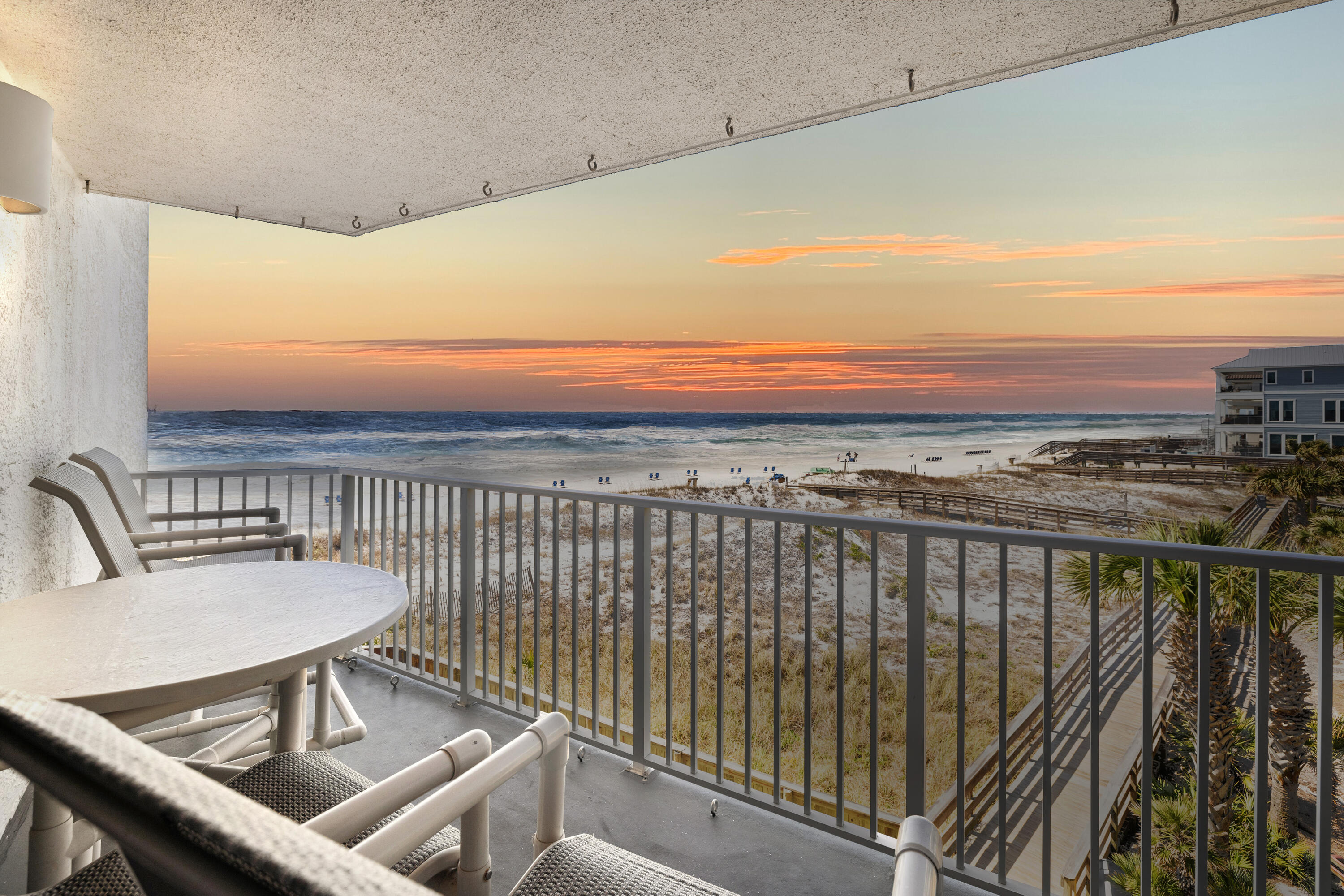 MAINSAIL CONDO PH 1 - Residential