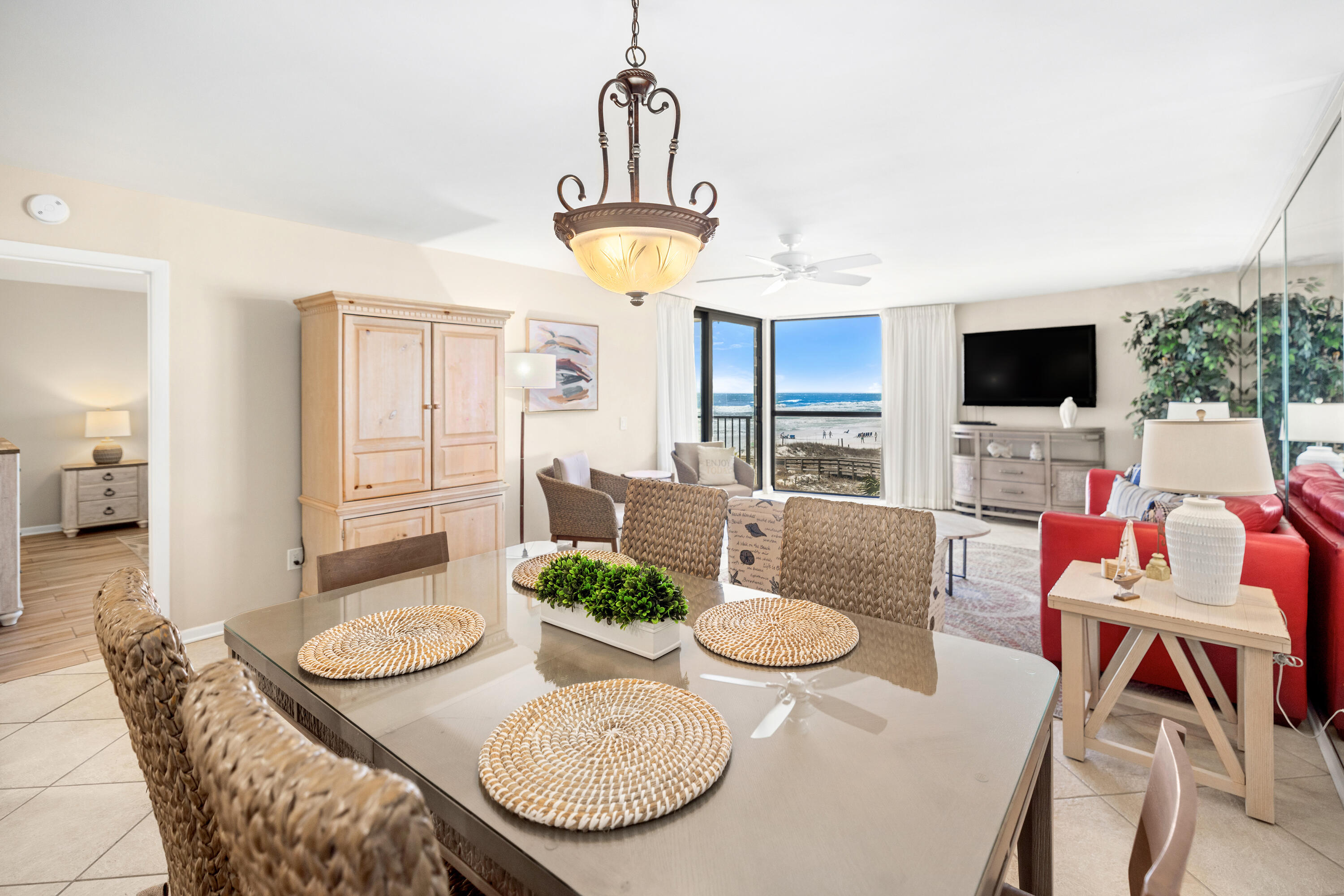 MAINSAIL CONDO PH 1 - Residential