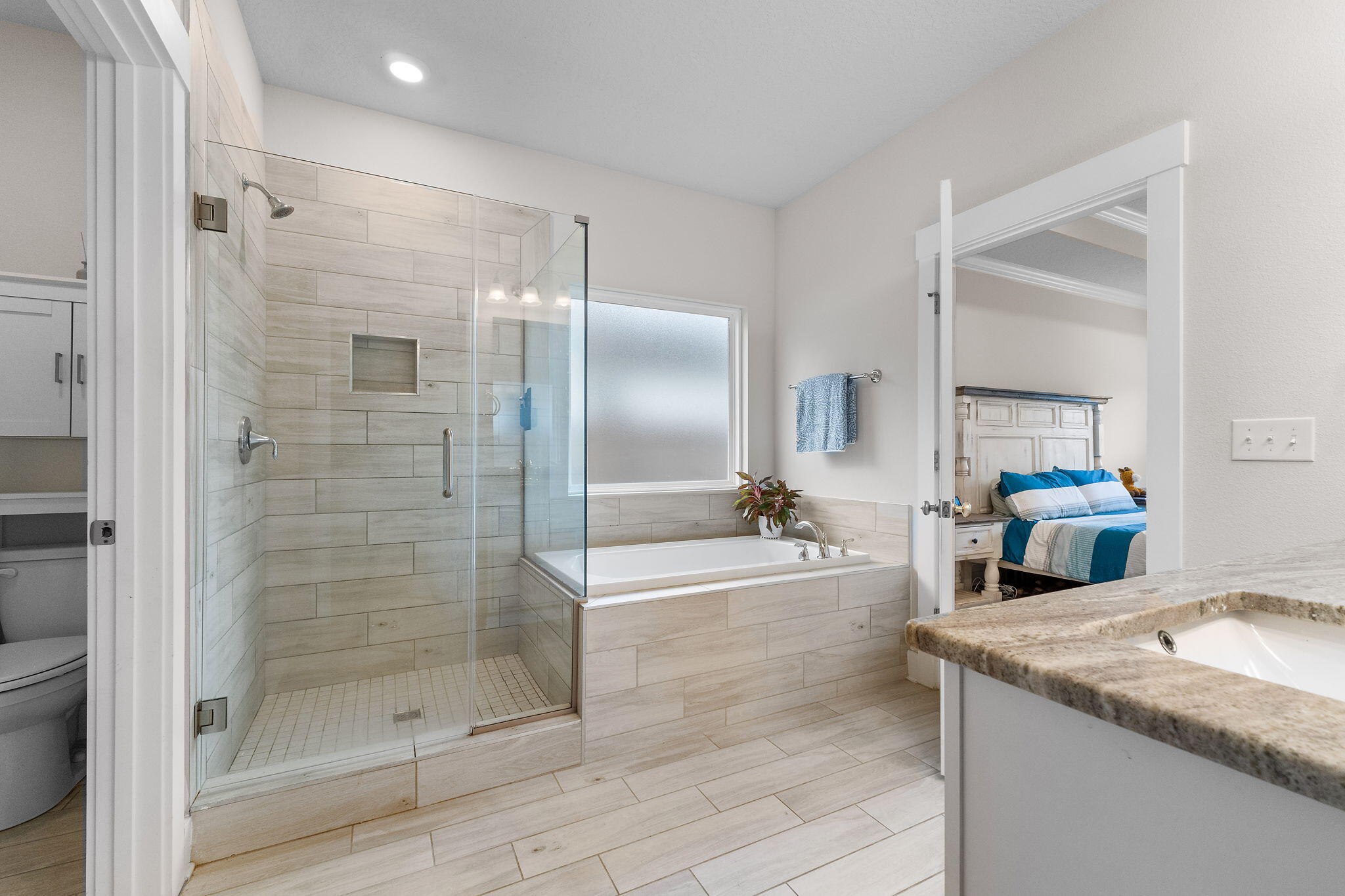 WATERS EDGE - Residential