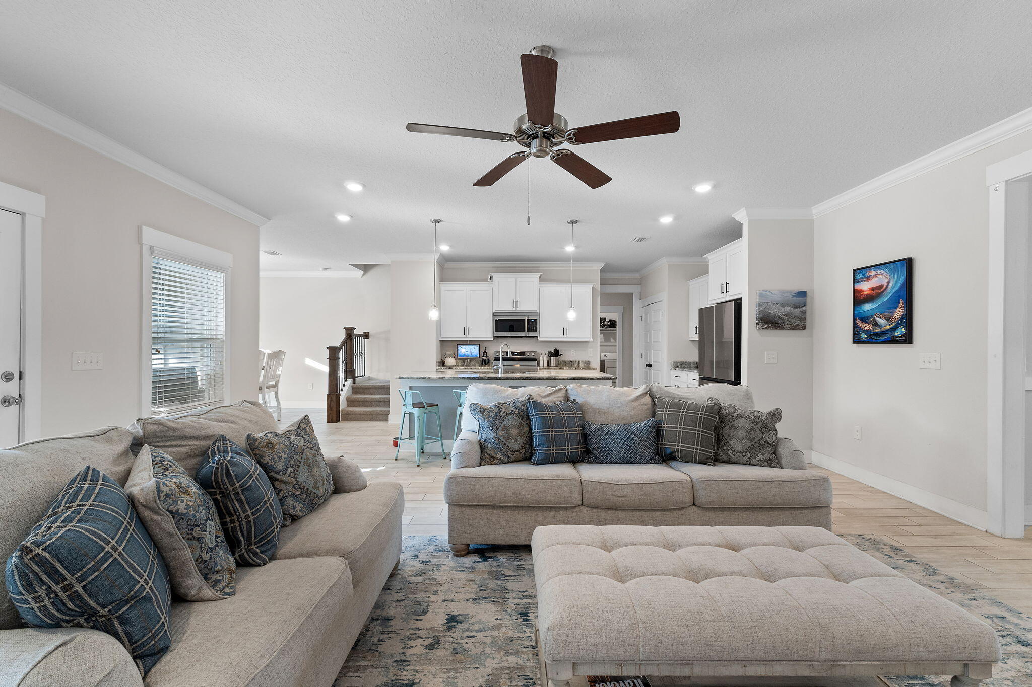 WATERS EDGE - Residential