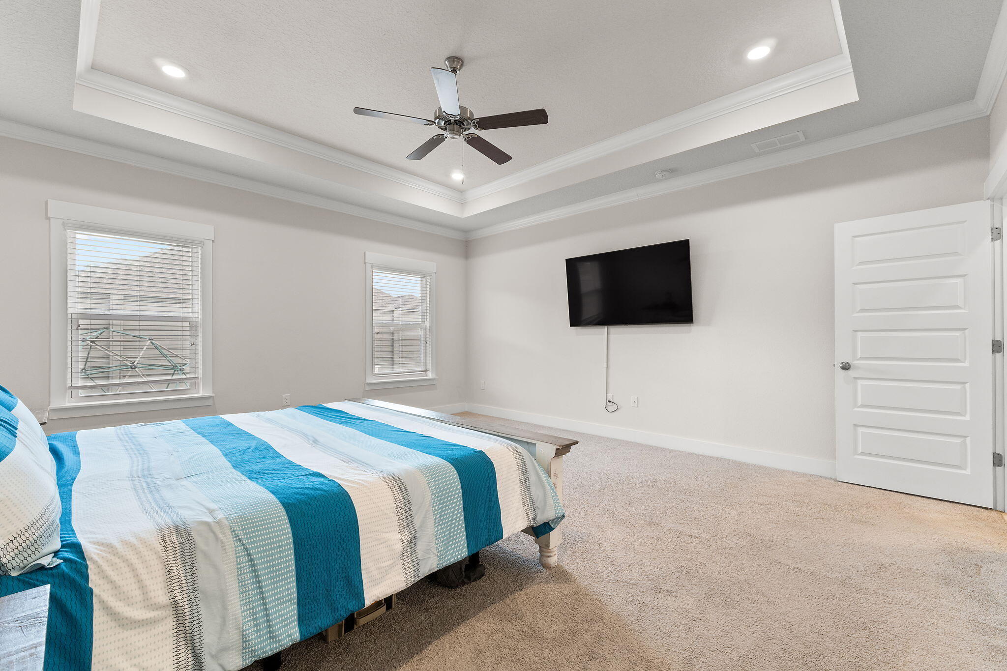 WATERS EDGE - Residential