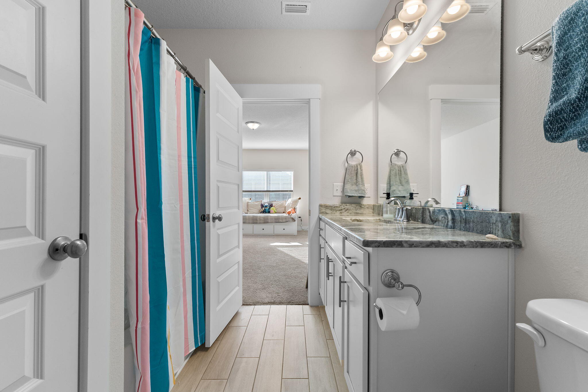 WATERS EDGE - Residential