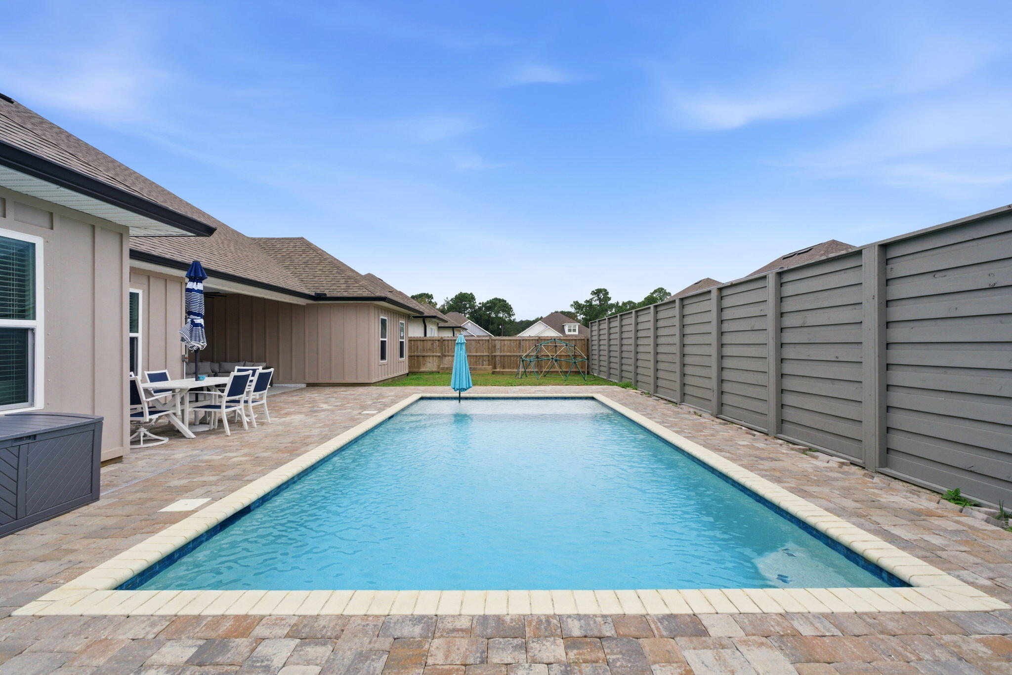 WATERS EDGE - Residential