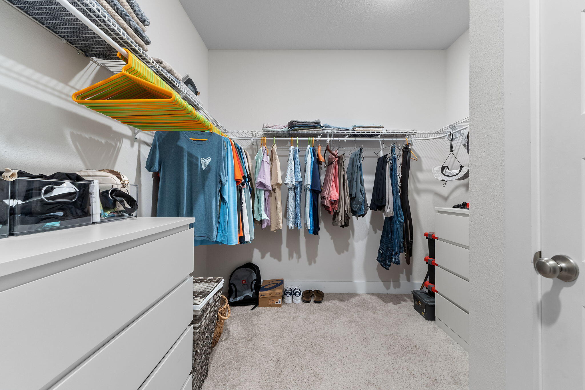 WATERS EDGE - Residential