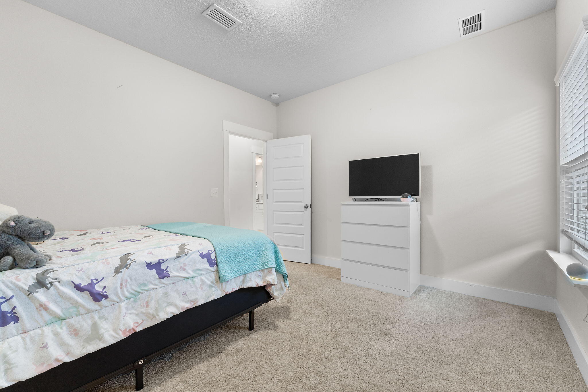 WATERS EDGE - Residential