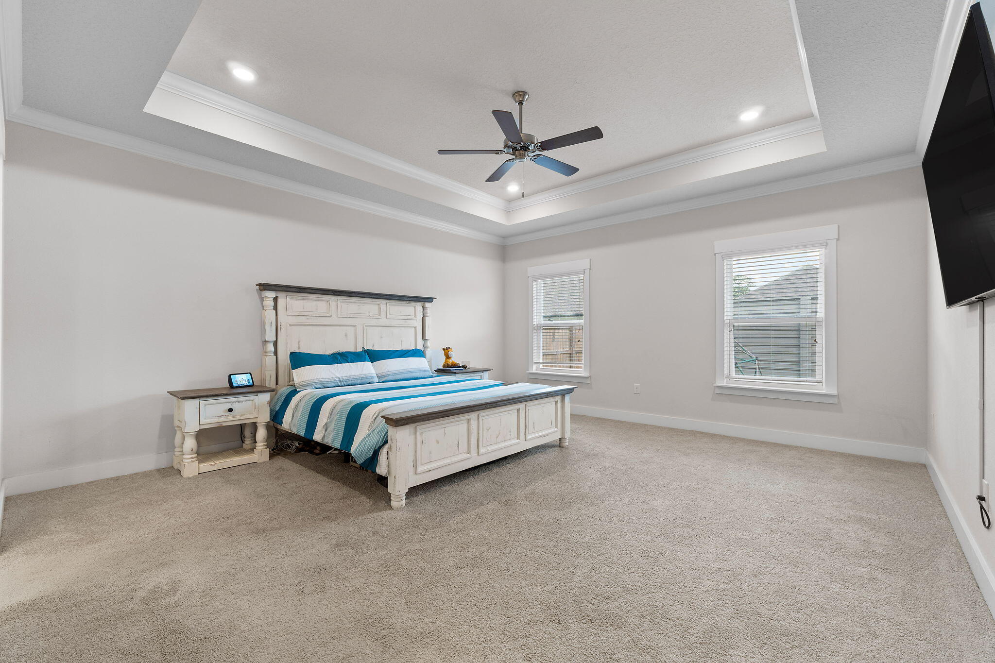 WATERS EDGE - Residential