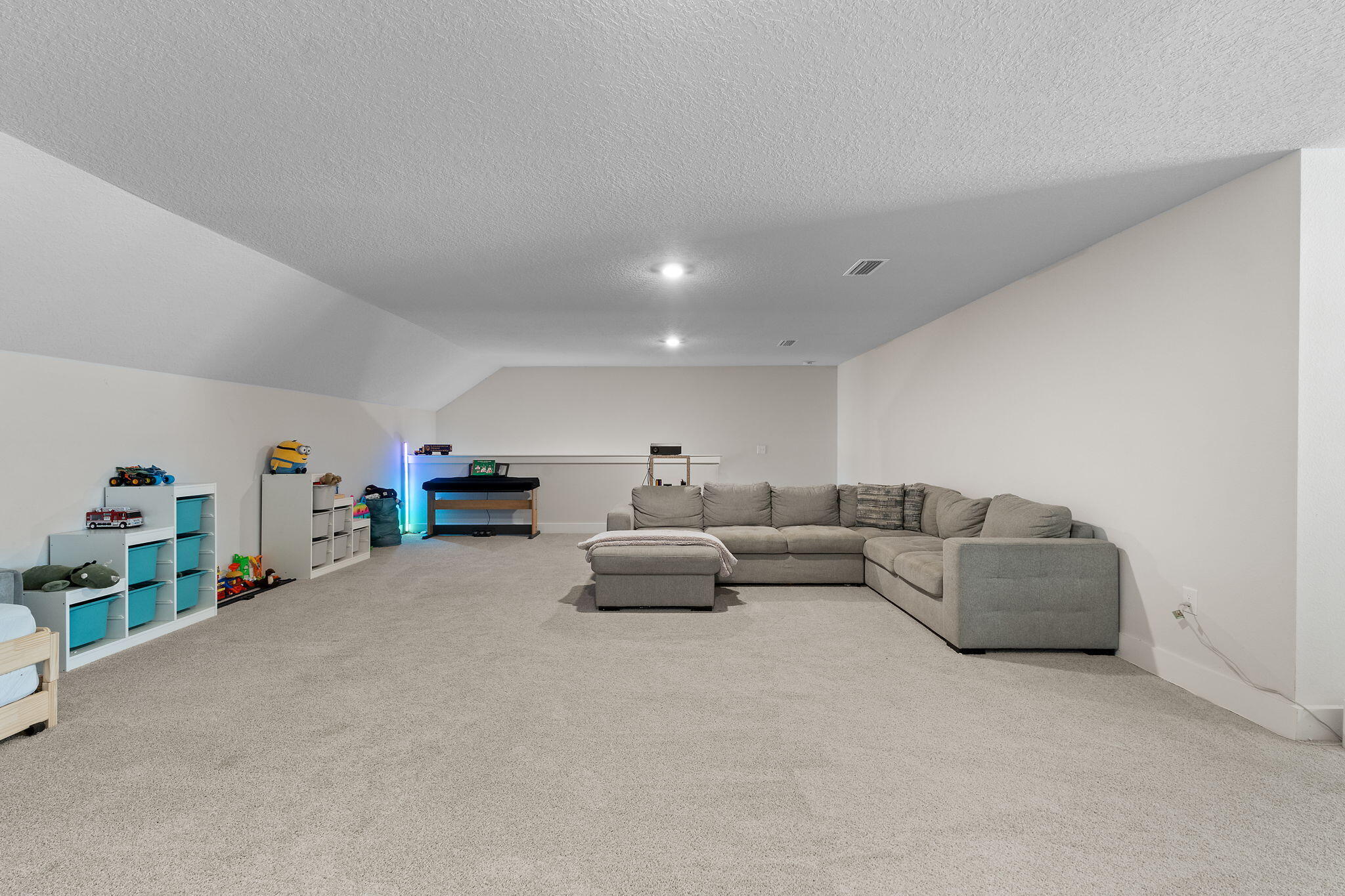 WATERS EDGE - Residential