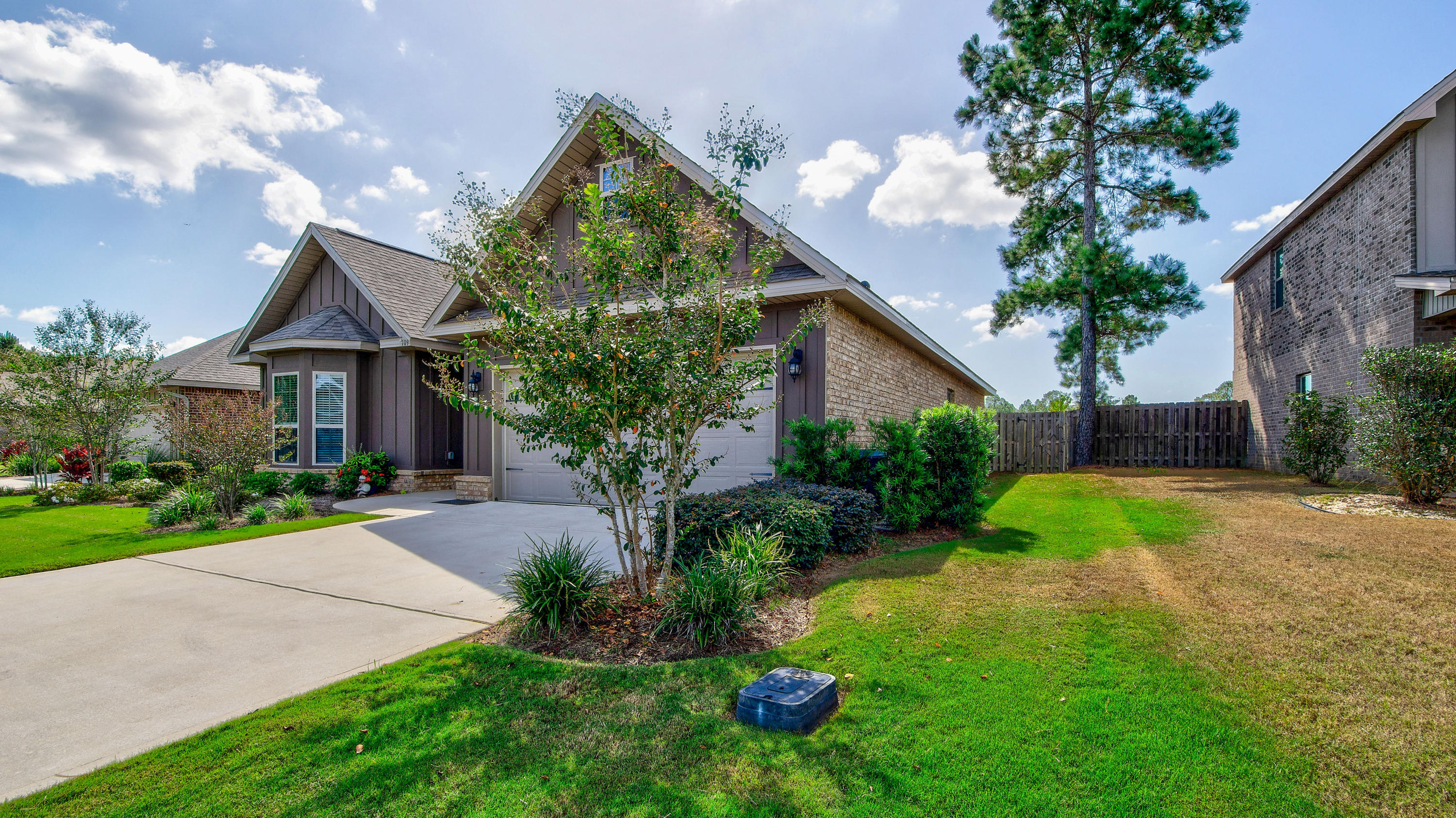 HAMMOCK BAY - Residential