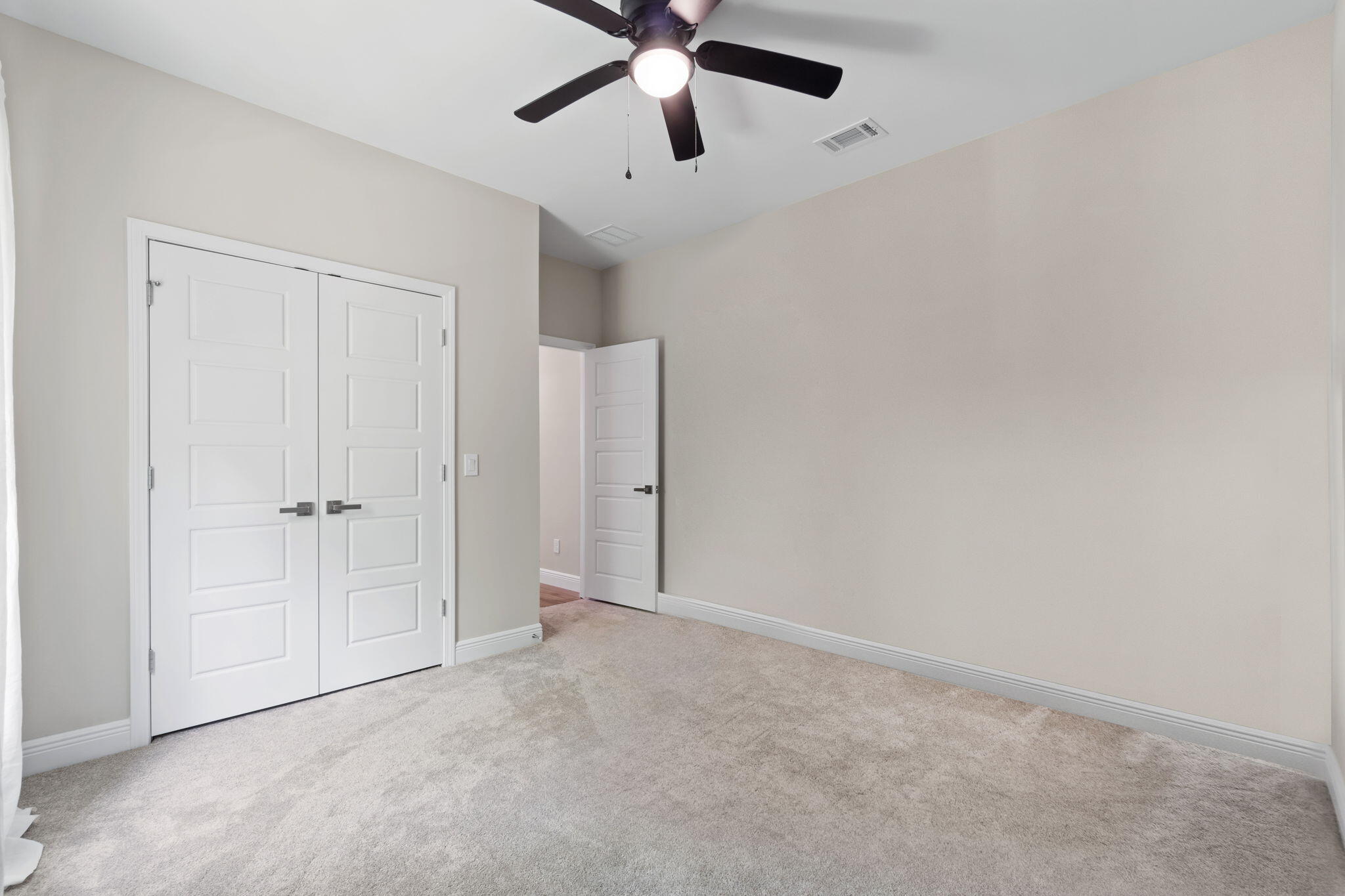 NAVARRE S/D 2ND ADDN - Residential