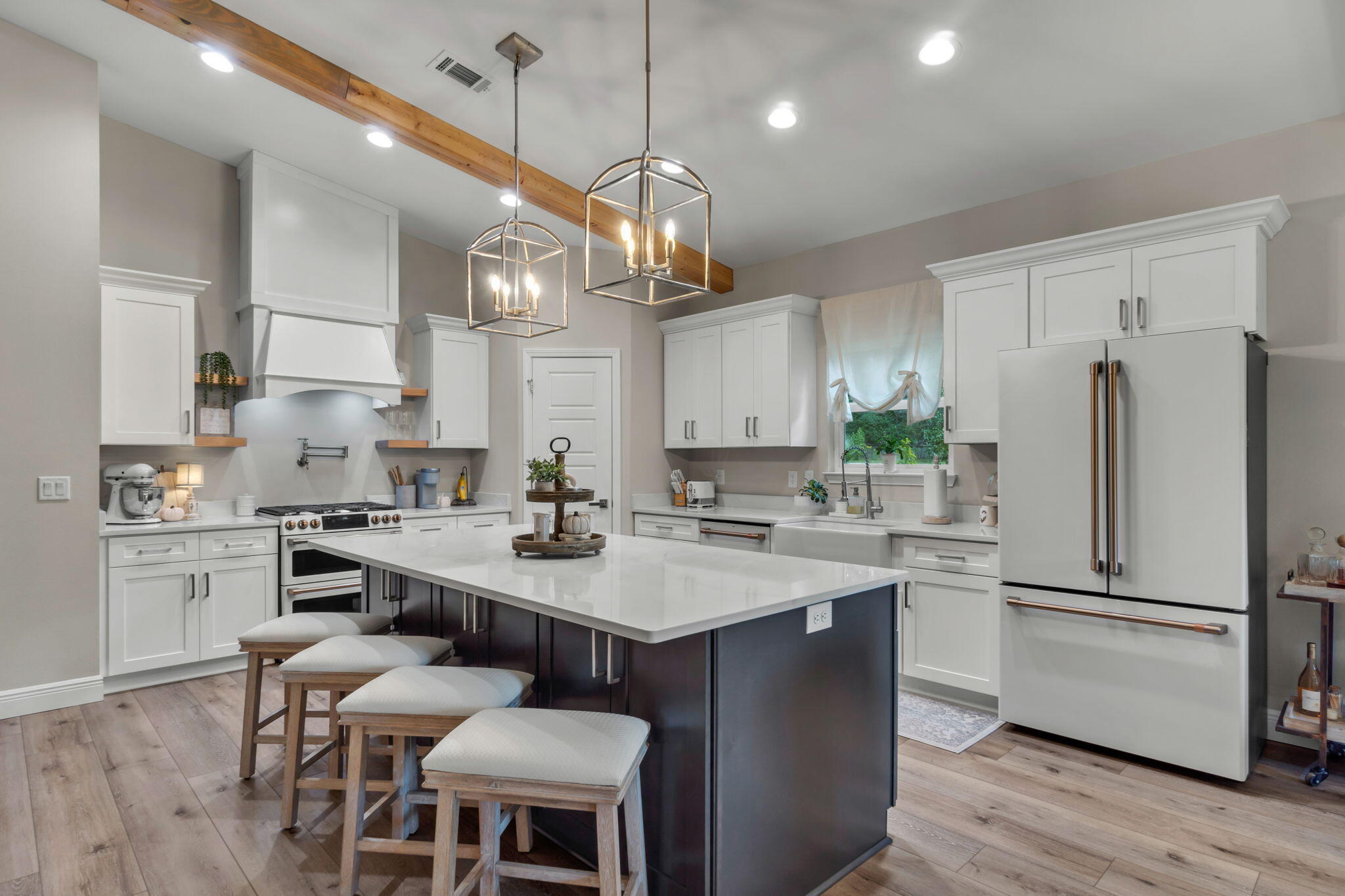 NAVARRE S/D 2ND ADDN - Residential