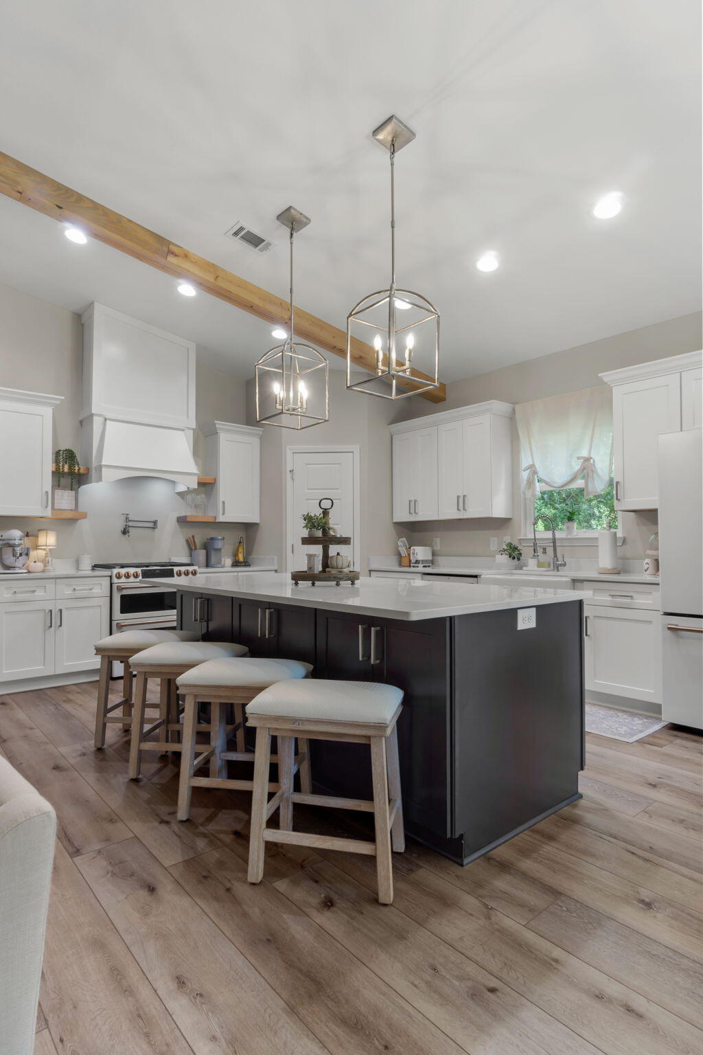 NAVARRE S/D 2ND ADDN - Residential