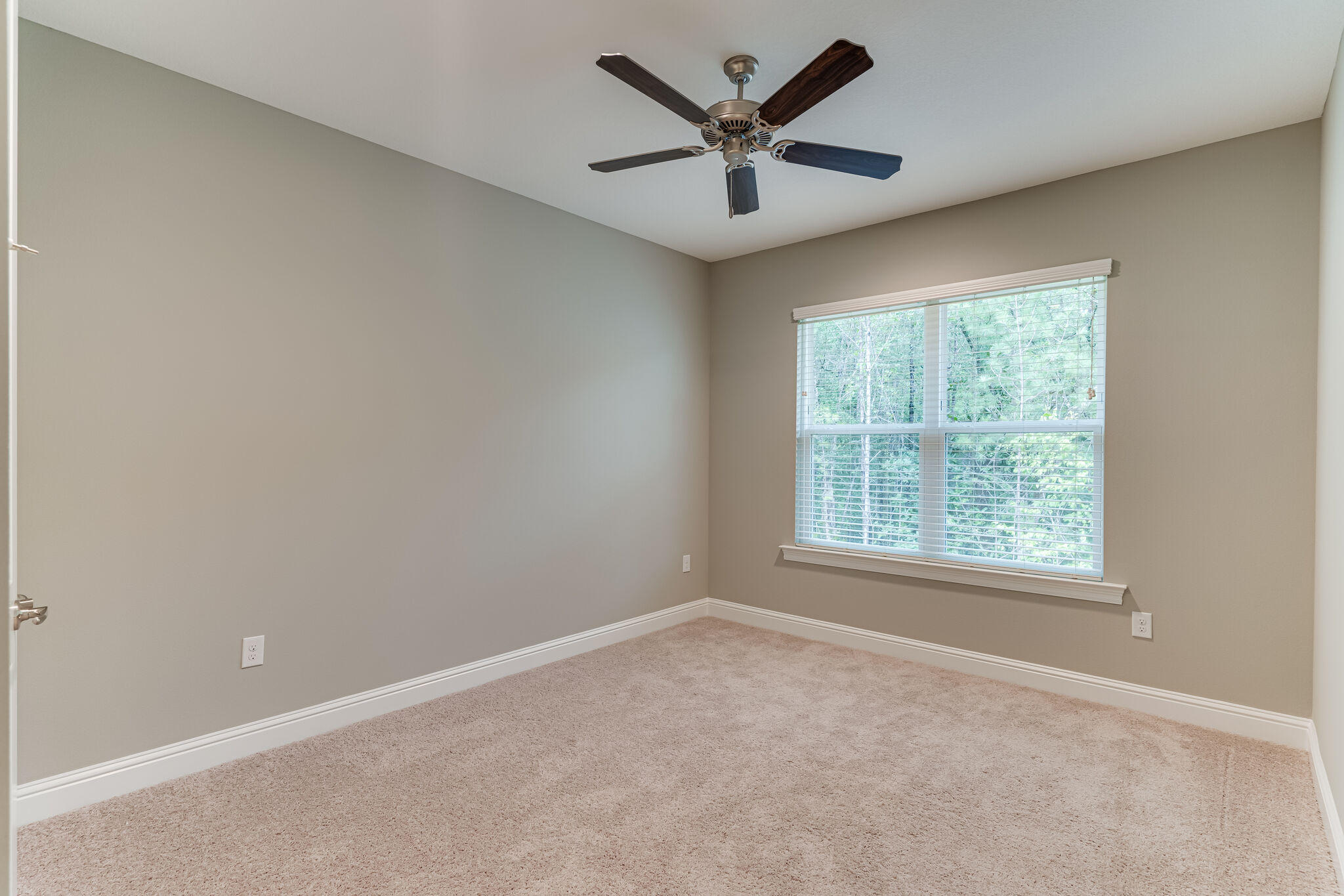 LAUREL OAKS S/D - Residential