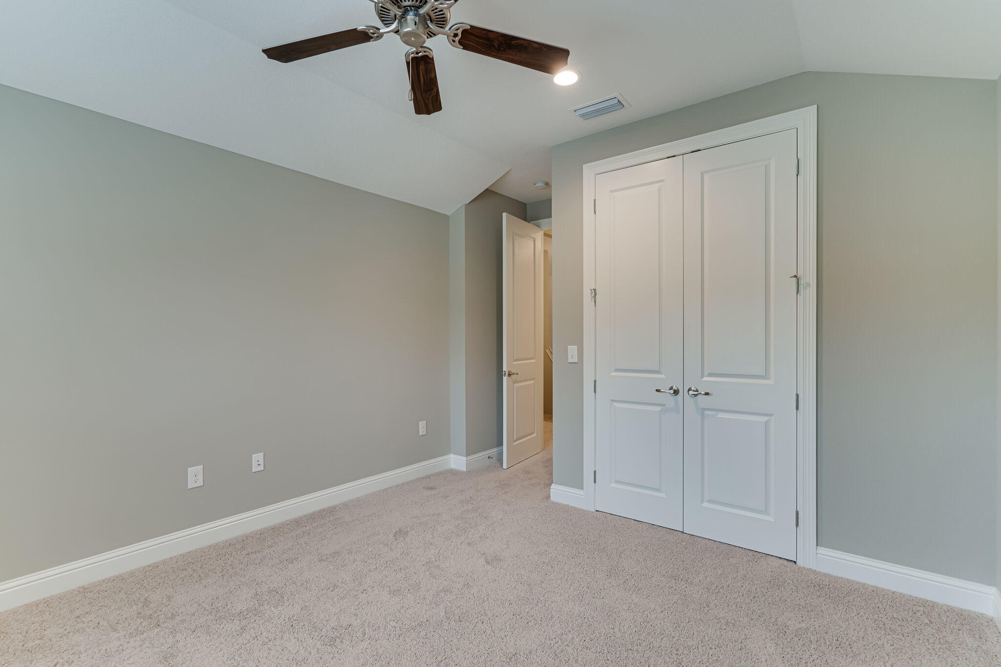 LAUREL OAKS S/D - Residential