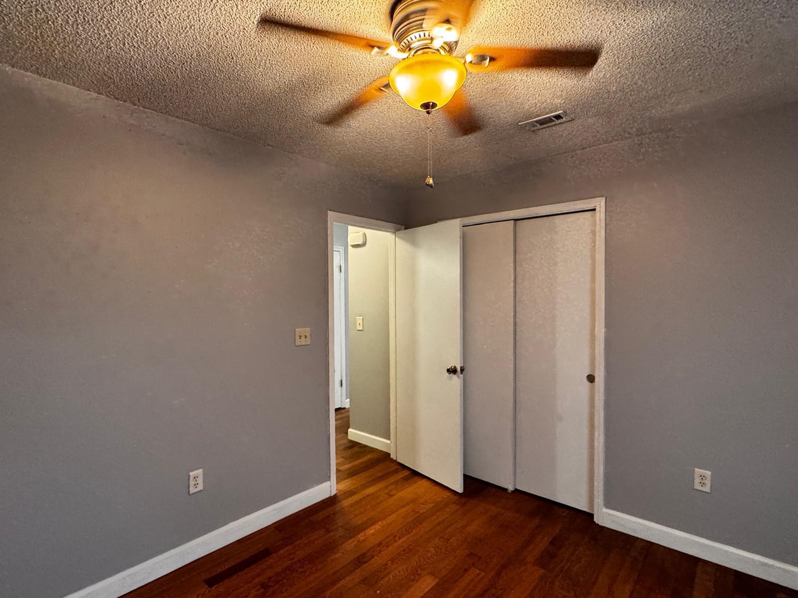 SHOAL CREEK MANOR 1ST ADDN - Residential Lease