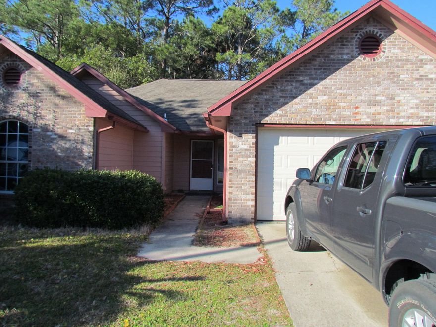 Cute 3- bedroom 2- bath single family home just around the corner from Twin Cities Hospital.Fireplace,2- car garage, fenced back yard, owner will consider small pet with $255 non refundable pet fee.Available 4-15-16, $1200/month