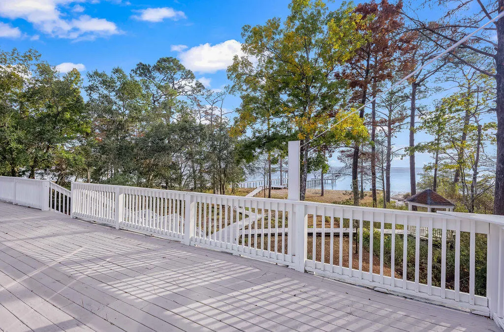 Freeport, Florida, 32439, United States, 4 Bedrooms Bedrooms, ,3 BathroomsBathrooms,Residential,Active,2002888