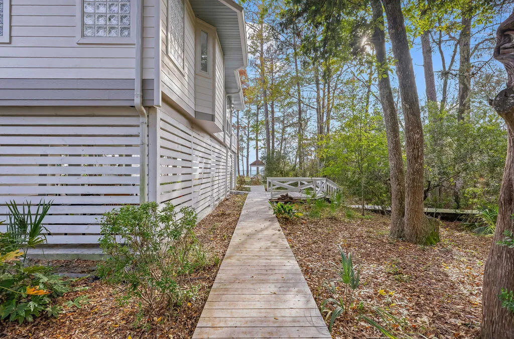 Freeport, Florida, 32439, United States, 4 Bedrooms Bedrooms, ,3 BathroomsBathrooms,Residential,Active,2002888