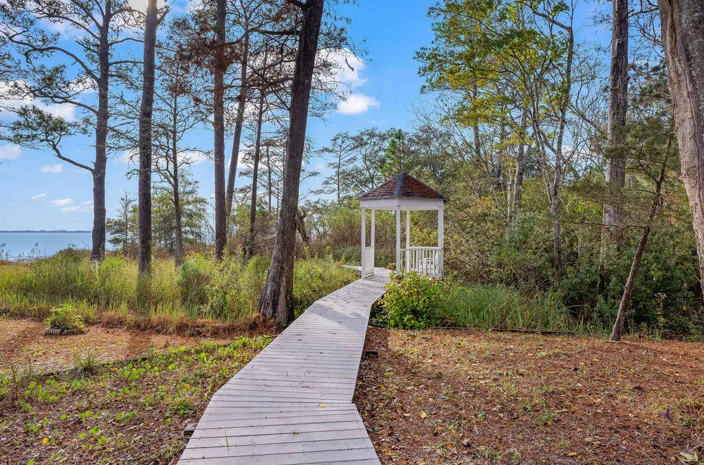 Freeport, Florida, 32439, United States, 4 Bedrooms Bedrooms, ,3 BathroomsBathrooms,Residential,Active,2002888