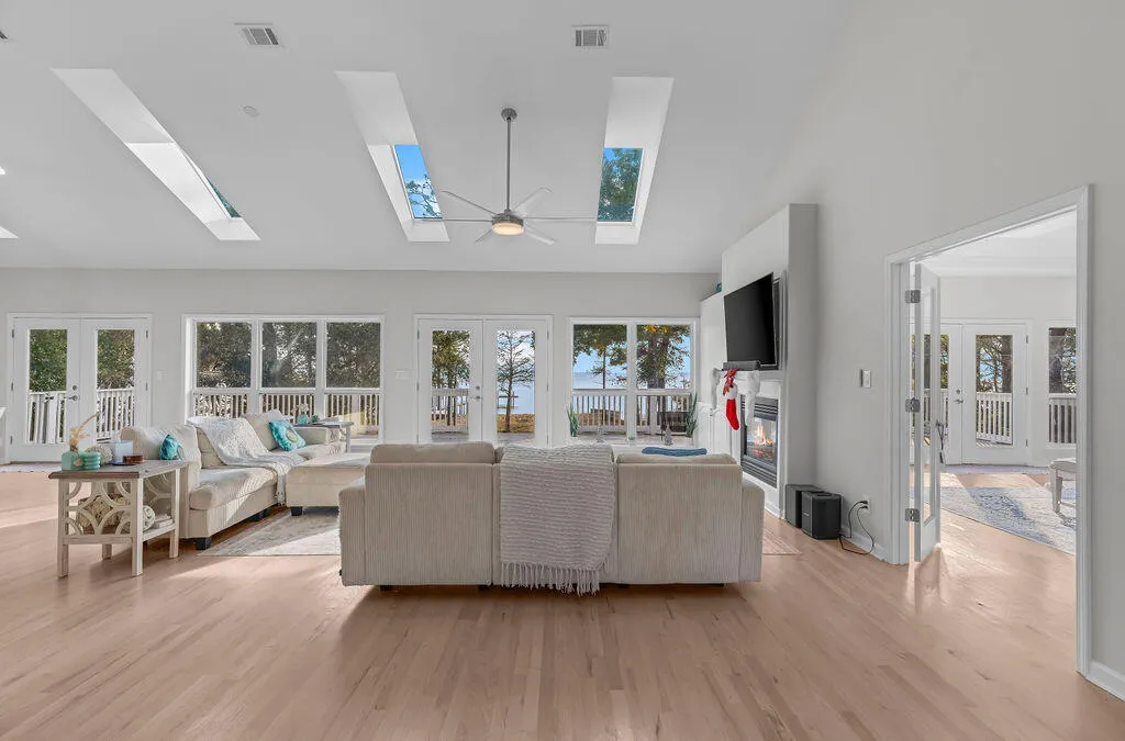 Freeport, Florida, 32439, United States, 4 Bedrooms Bedrooms, ,3 BathroomsBathrooms,Residential,Active,2002888