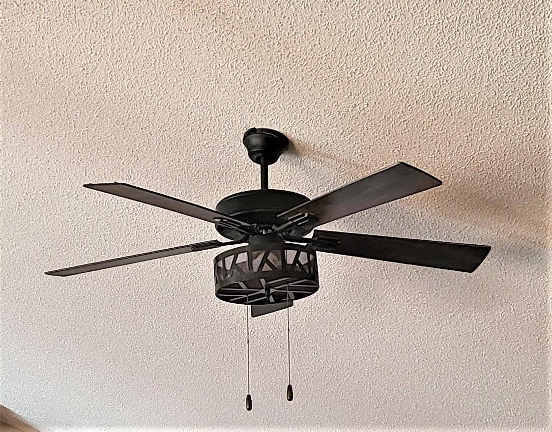 STEEPLECHASE PH 1 - Residential Lease