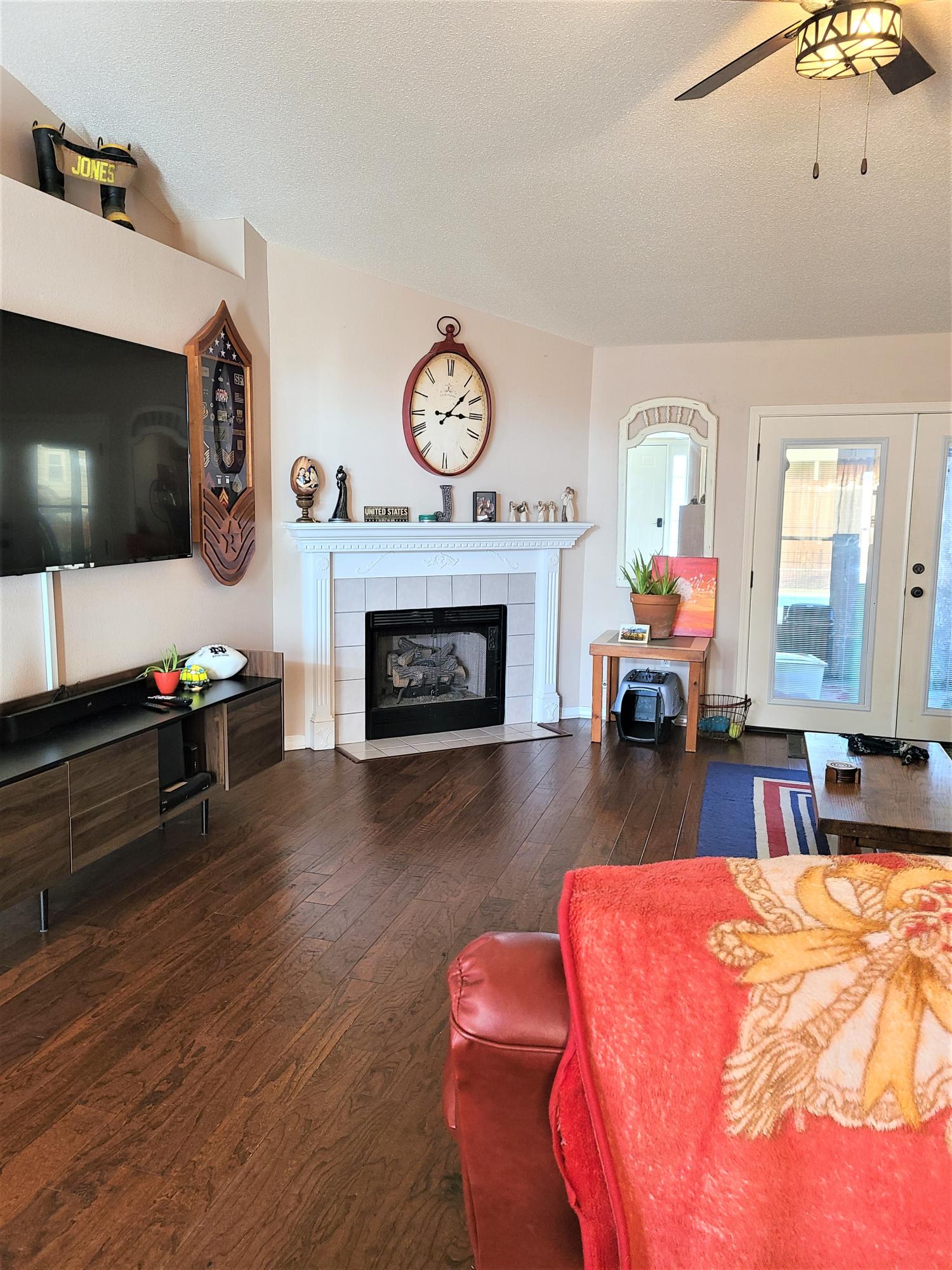 STEEPLECHASE PH 1 - Residential Lease