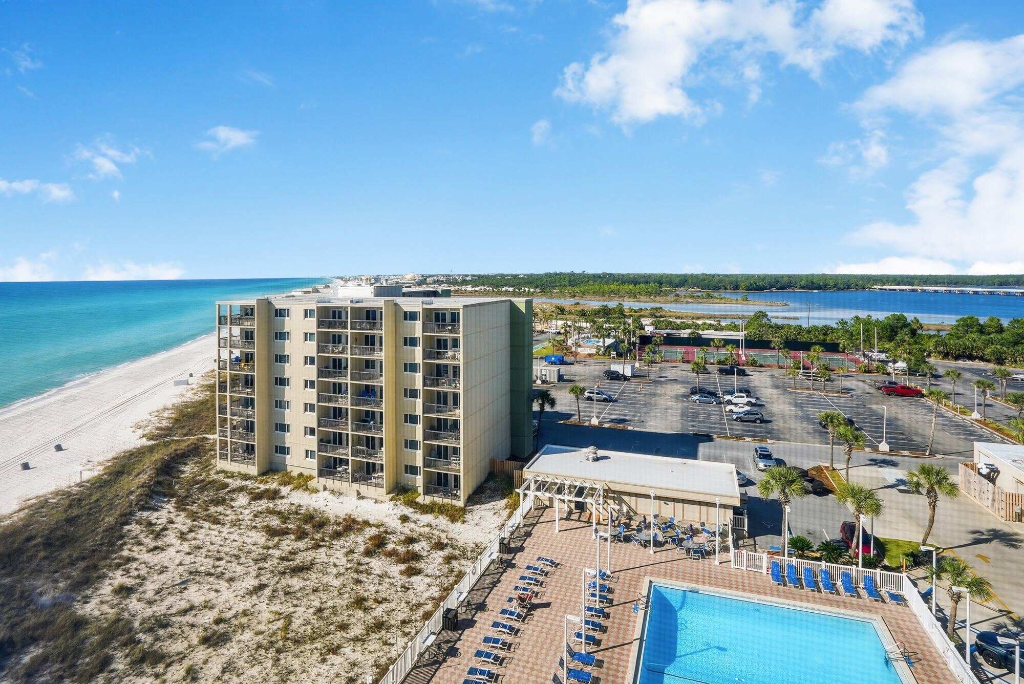 PINNACLE PORT - Residential