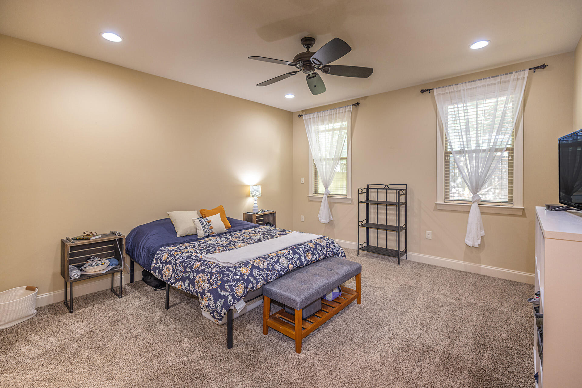 ARROWHEAD - Residential