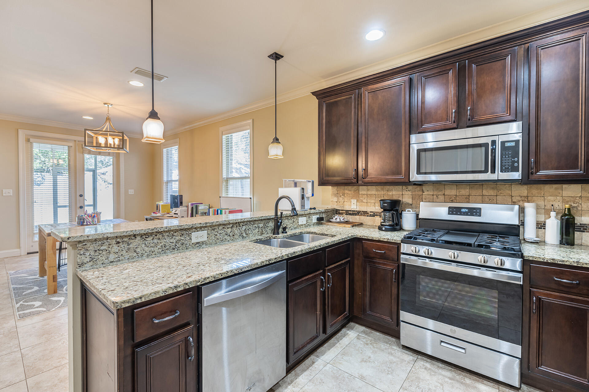 ARROWHEAD - Residential