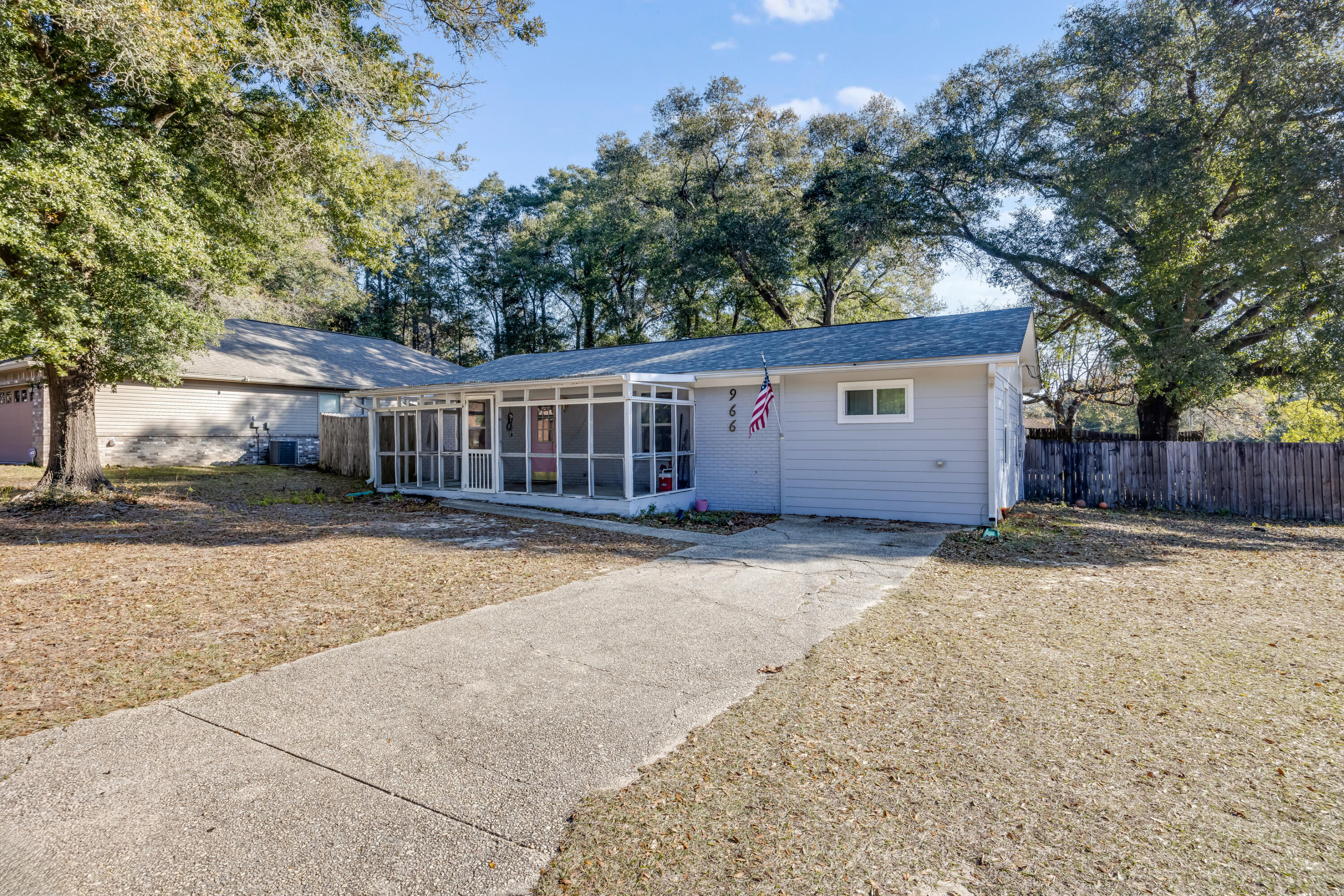 OAKDALE MINI FARMS - Residential