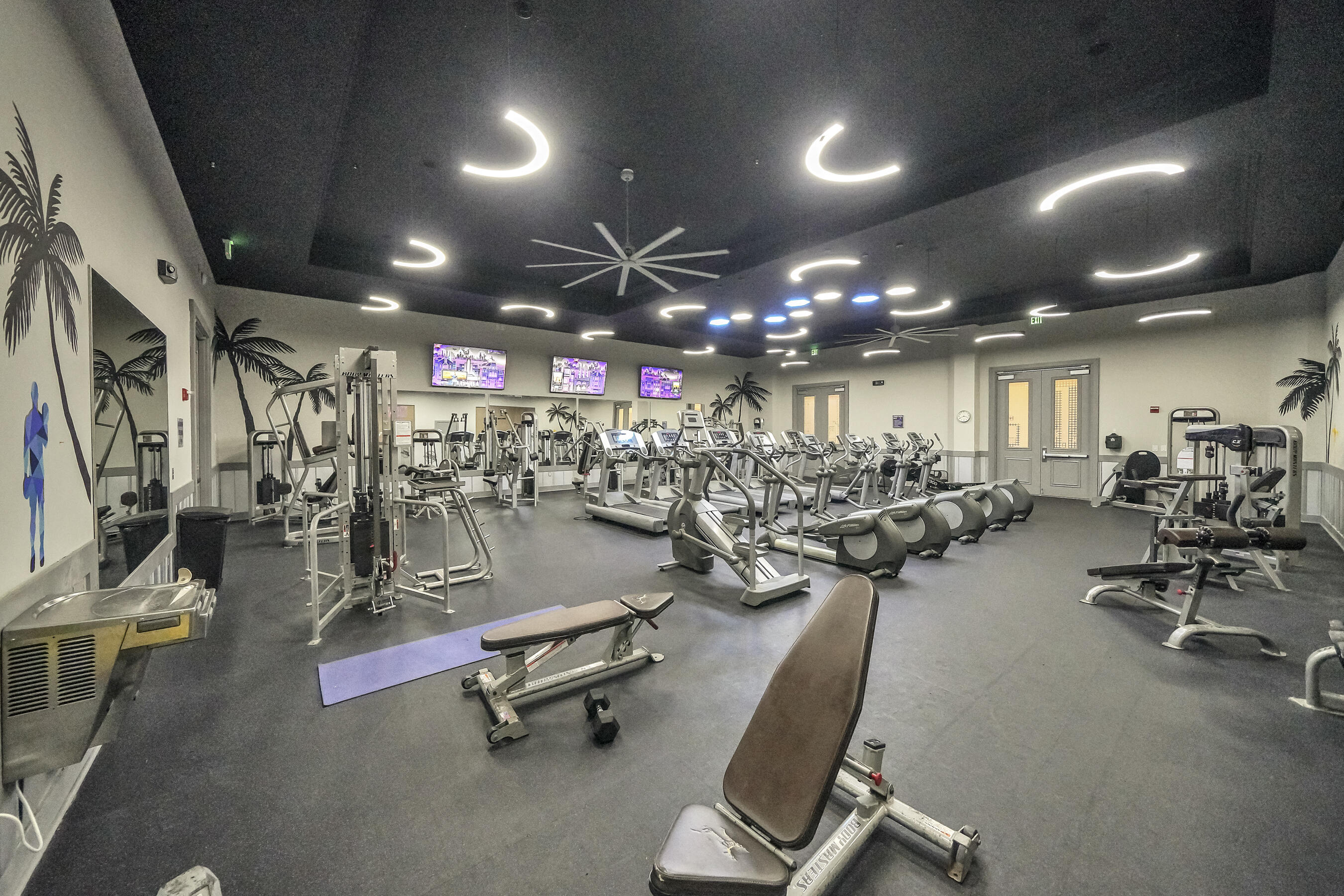 THE PALMS OF DESTIN - Residential