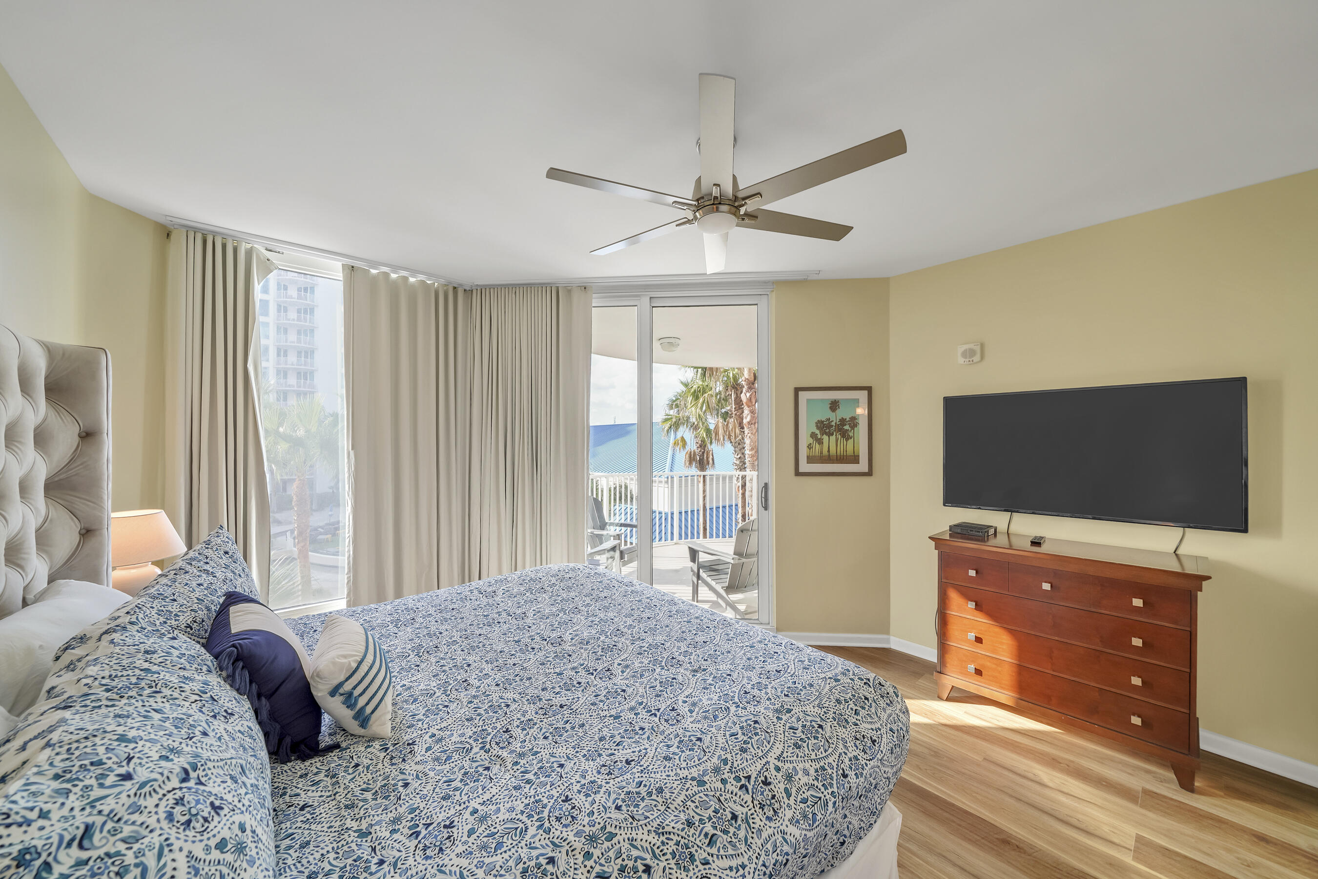 THE PALMS OF DESTIN - Residential