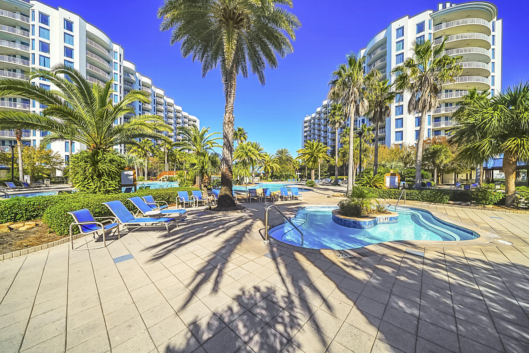 THE PALMS OF DESTIN - Residential